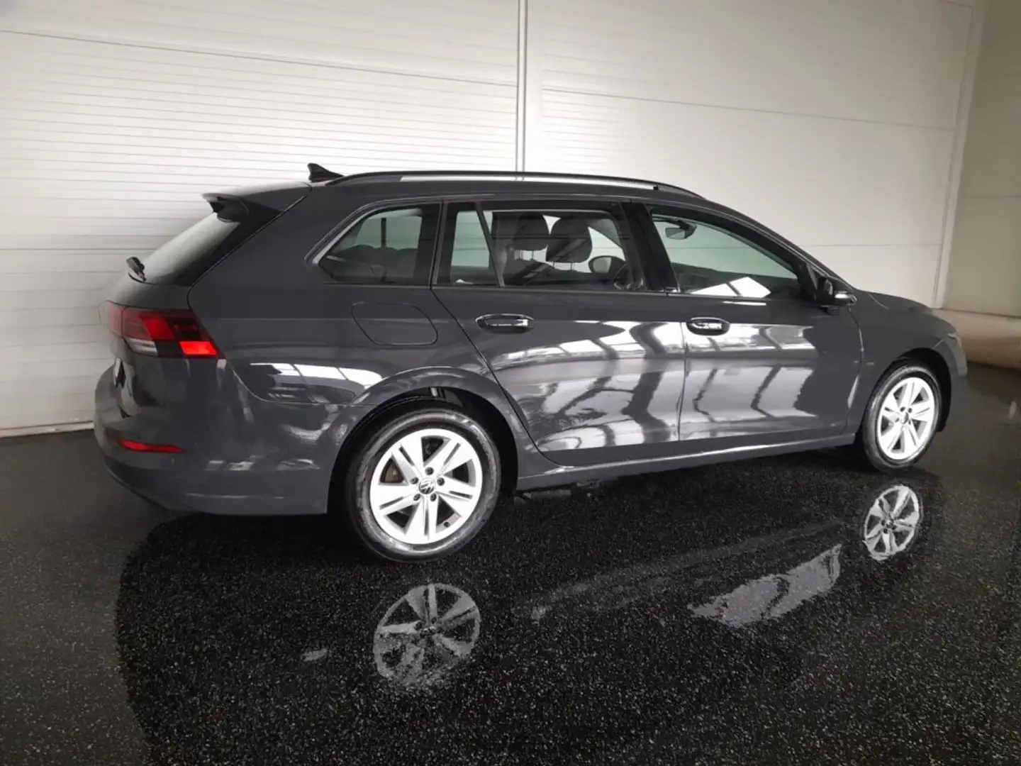 Volkswagen Golf VIII Variant LIFE 2,0 TDI *LED / VIRTUELL PRO / NAVI / ACC / VERKEHRSZEICHEN & SPURHALTEASSIST* Grau - 2