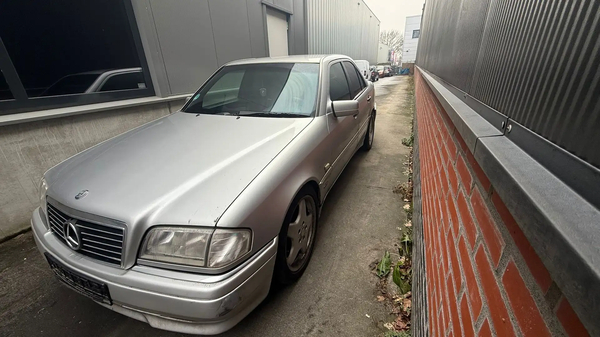 Mercedes-Benz C 240 Sport Grau - 2