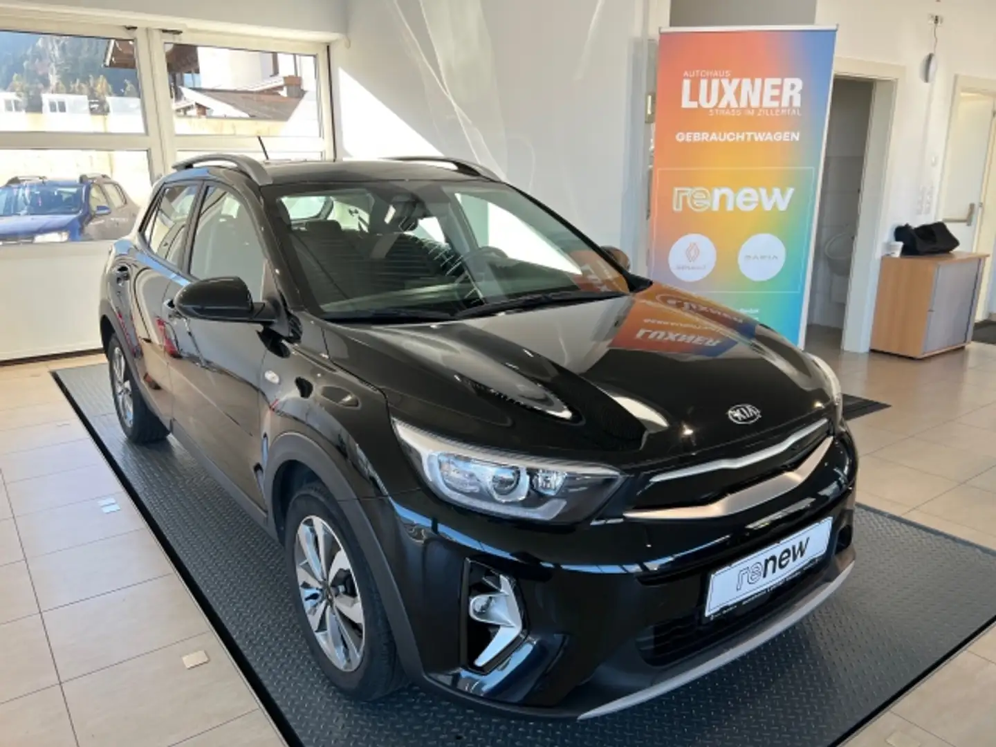 Kia Stonic Silber Schwarz - 1
