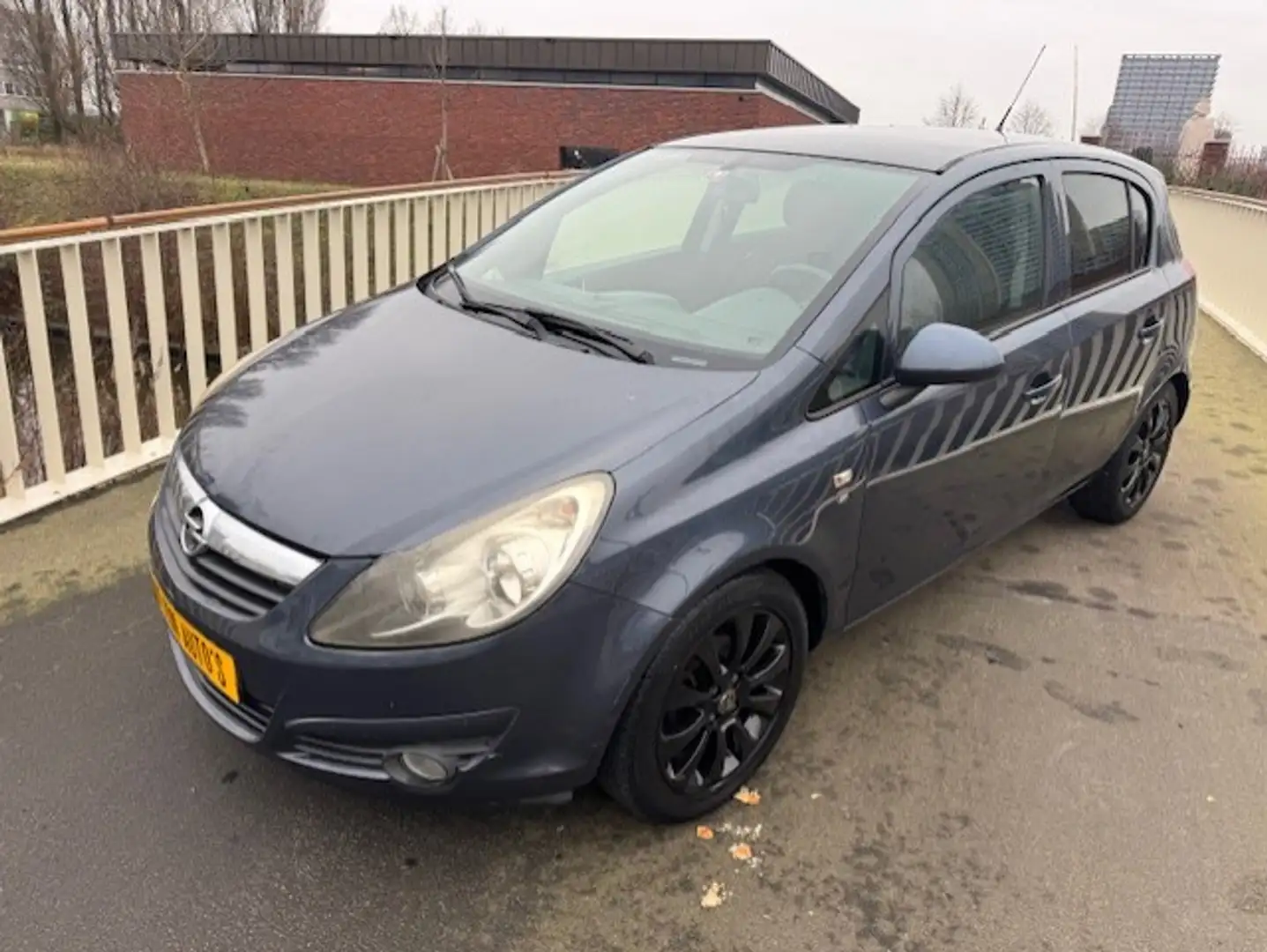 Opel Corsa 1.4-16V '111' Edition Blauw - 1