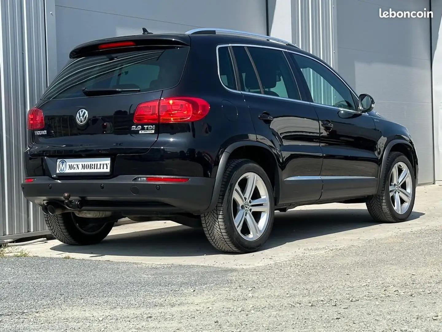 Volkswagen Tiguan Sport and style 2.0 TDI 150 Noir - 2