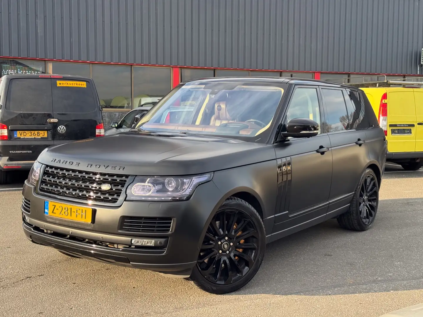 Land Rover Range Rover 4.4 SDV8 Vogue Autobiography | FULL OPTIONS| Panor Zwart - 1
