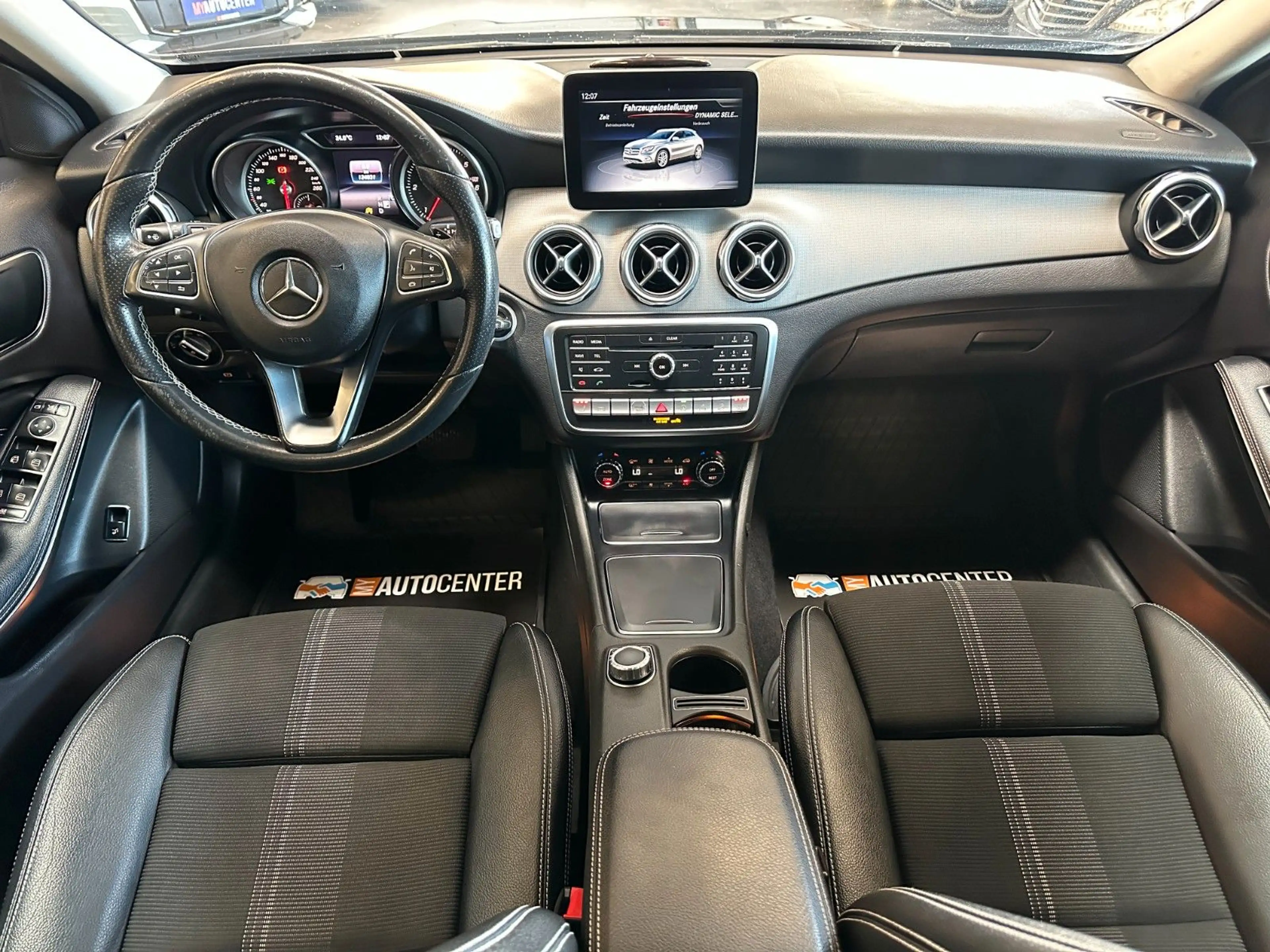 Mercedes-Benz GLA 220 CDI / d 4Matic *LED*Kamera* — photo 7