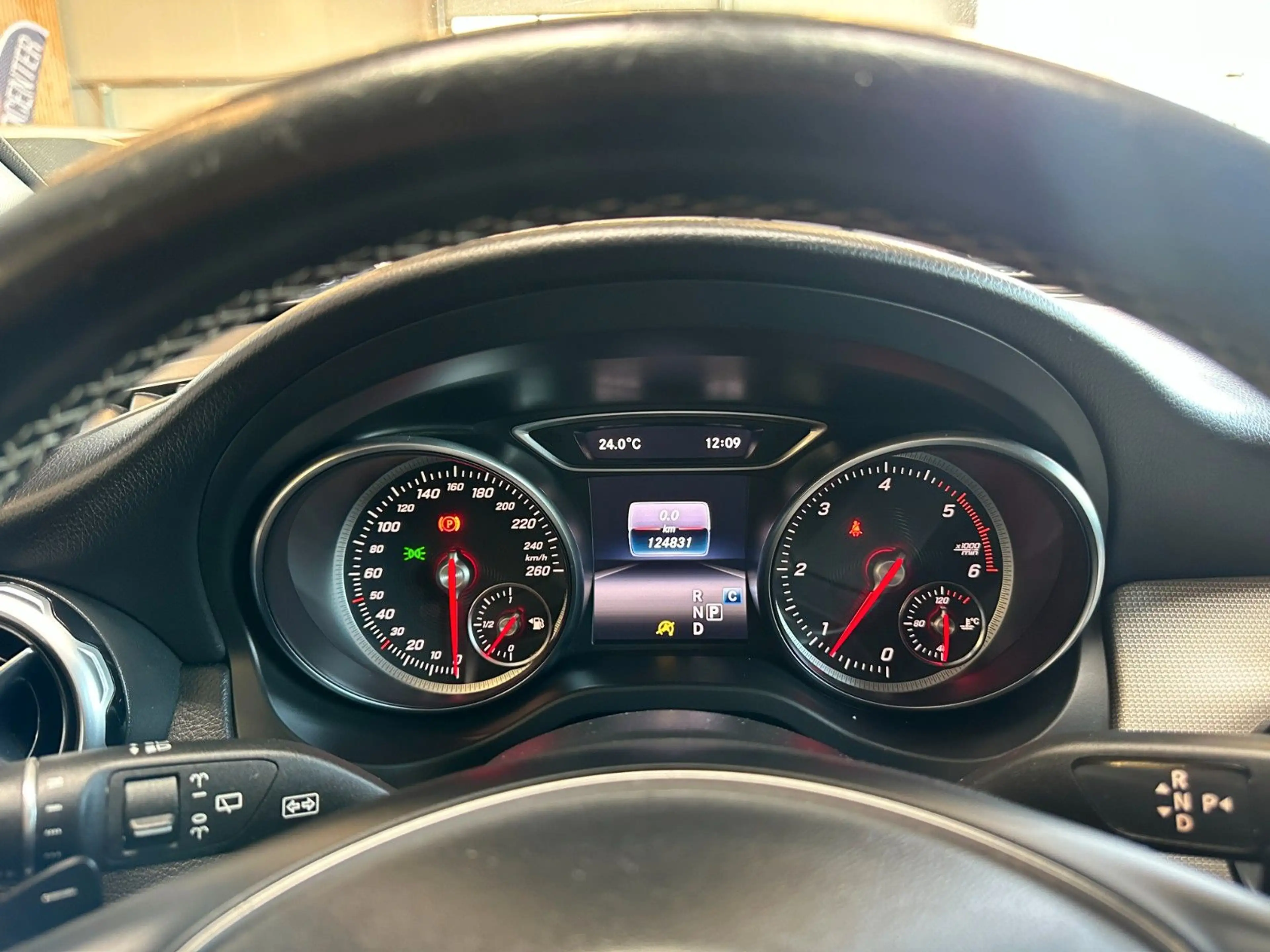 Mercedes-Benz GLA 220 CDI / d 4Matic *LED*Kamera* — photo 13