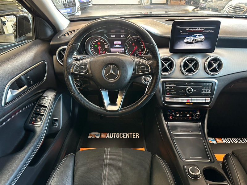 Mercedes-Benz GLA 220 CDI / d 4Matic *LED*Kamera* — photo 9