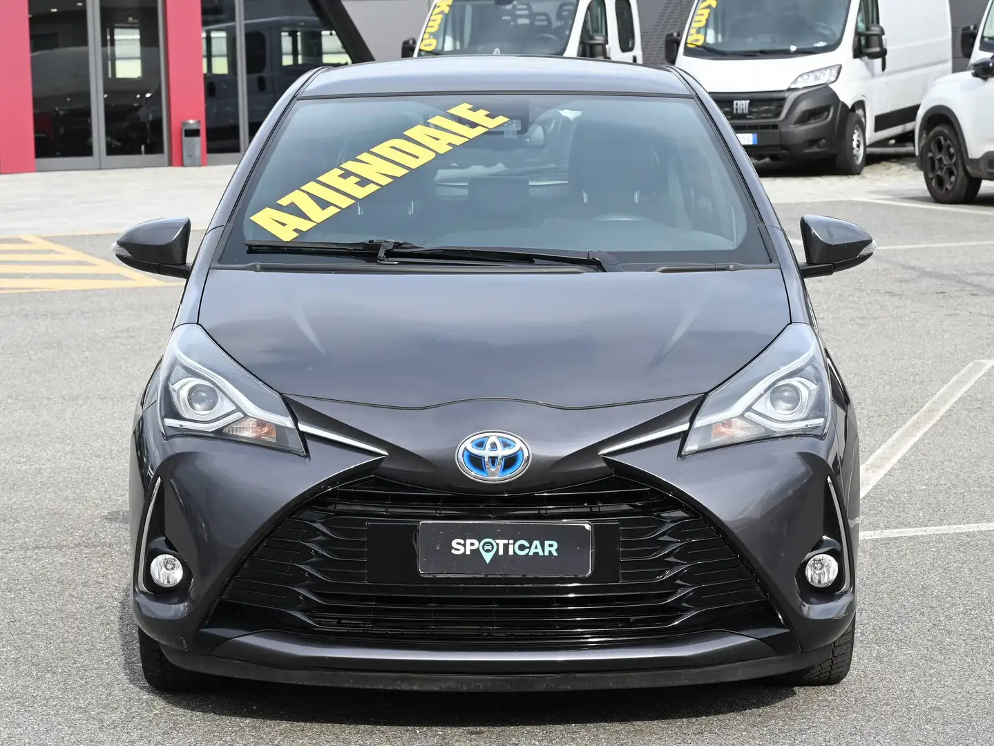 Toyota Yaris 1.5h Style my18 Grijs - 2