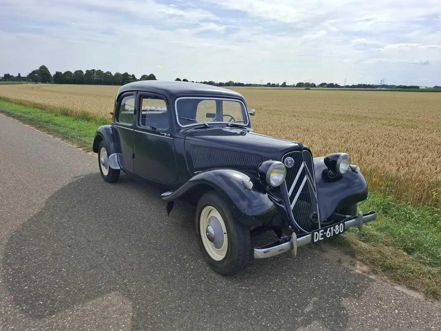 Citroen Traction 11BL Zwart - 2