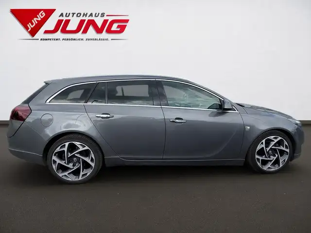 Opel Insignia view 8