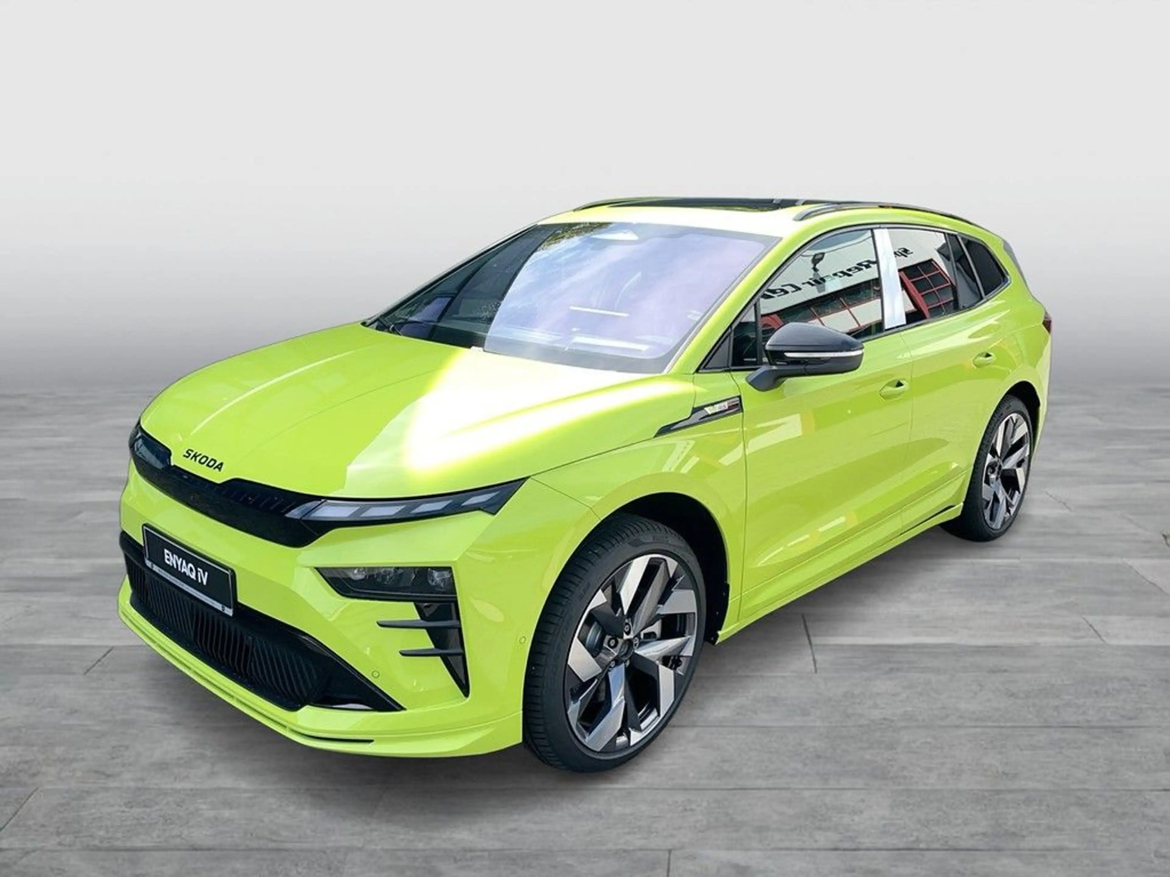 Skoda Enyaq 82 kWh 340PS 1-Gang-Automatik RS 4x4 — photo 2