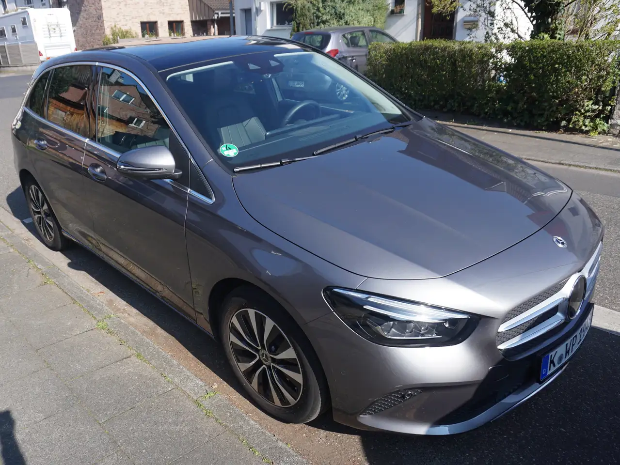 Mercedes-Benz B 200