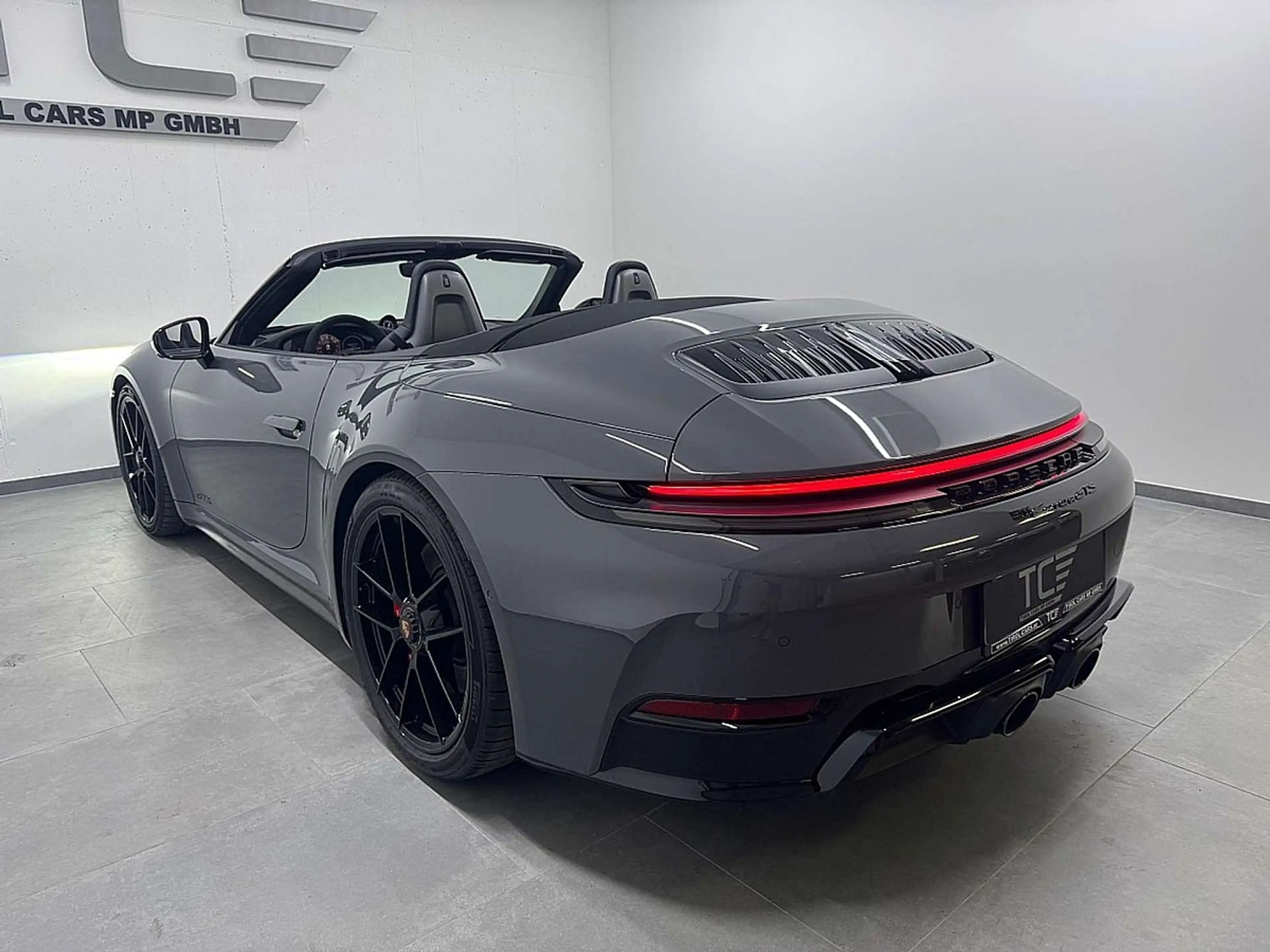 Porsche 911 Carrera Cabrio GTS PDK, Matrix, Inno, Lift, NEU! — photo 7