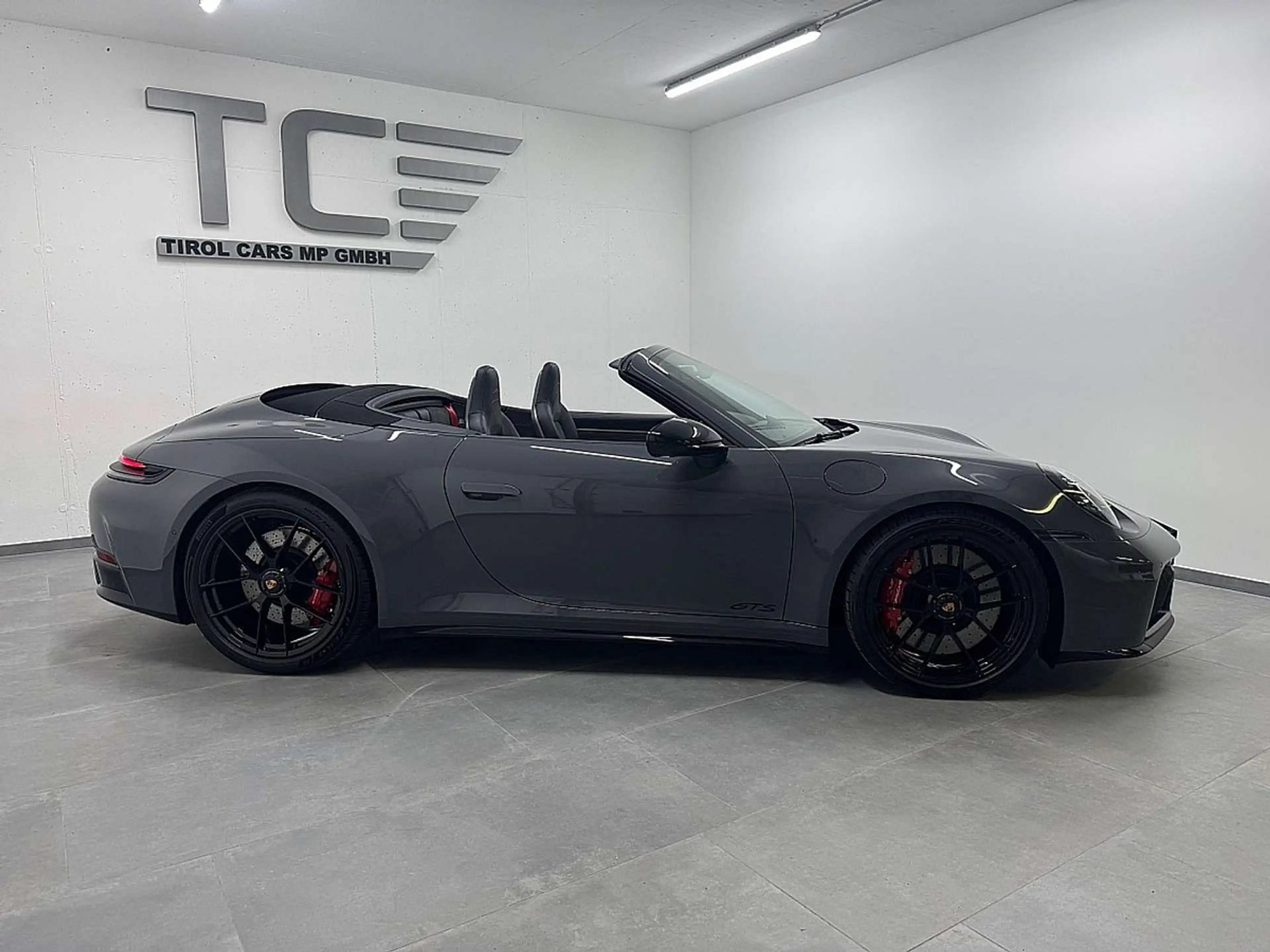 Porsche 911 Carrera Cabrio GTS PDK, Matrix, Inno, Lift, NEU! — photo 6
