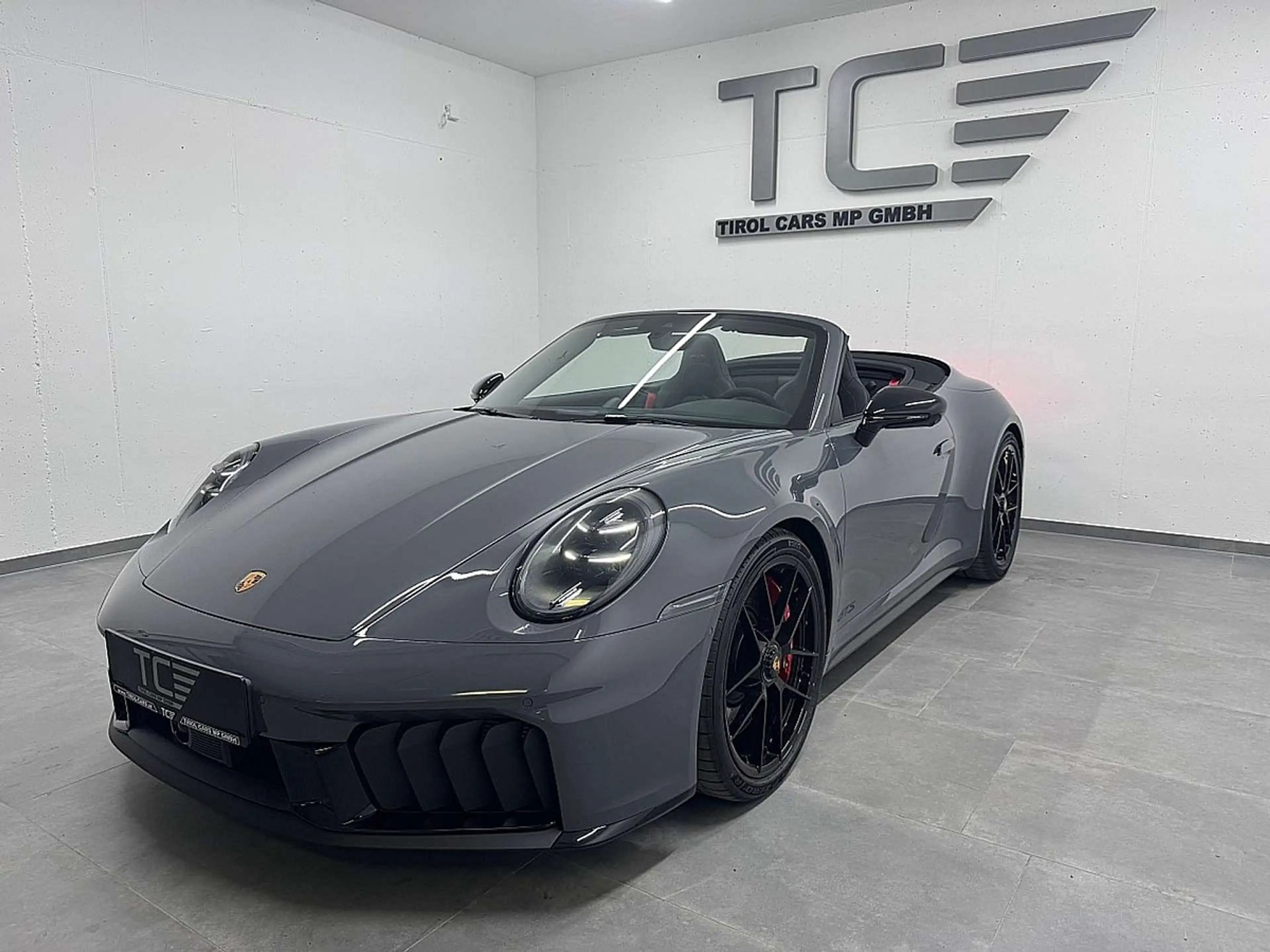 Porsche 911 Carrera Cabrio GTS PDK, Matrix, Inno, Lift, NEU! — photo 4