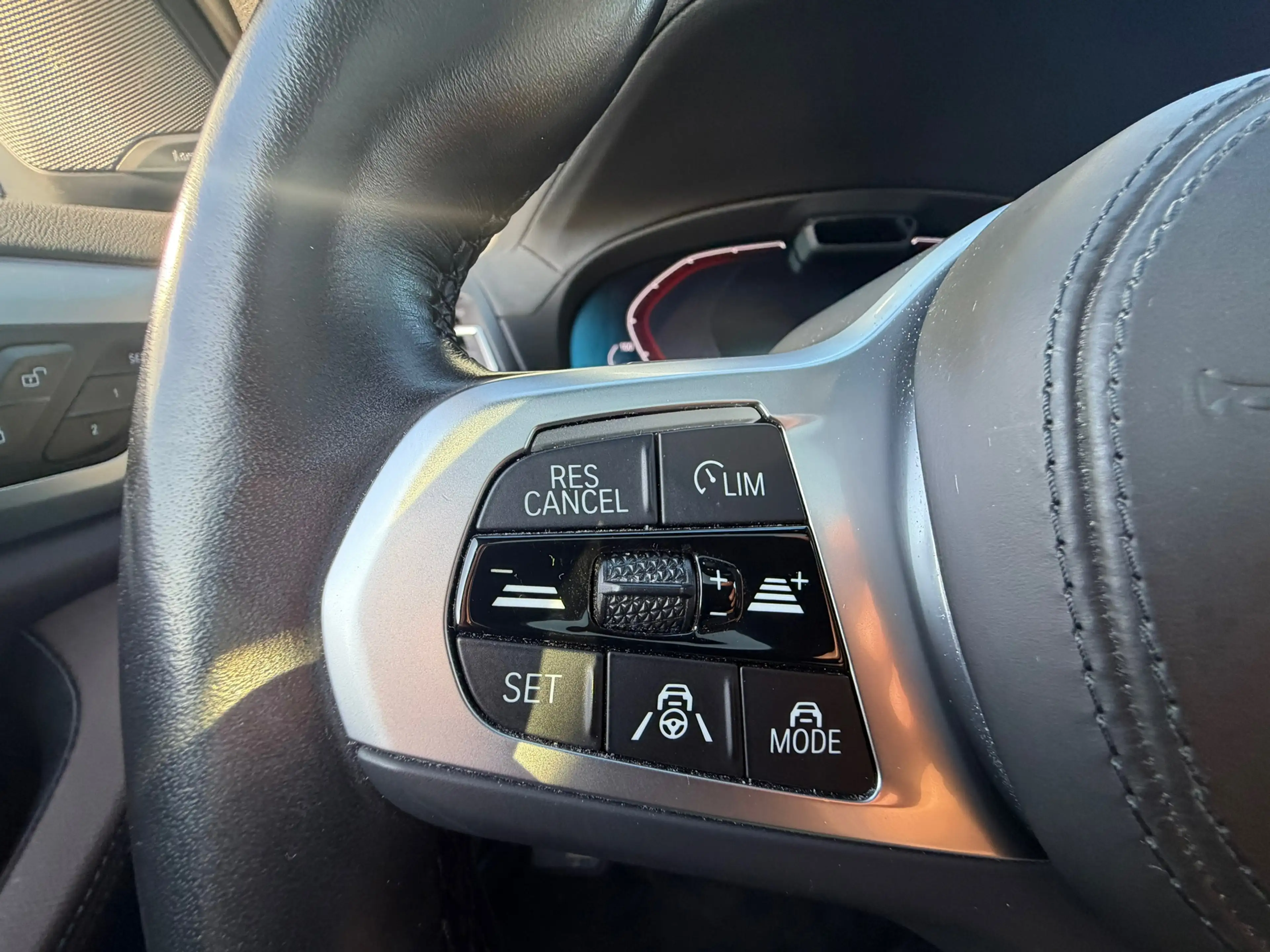 BMW iX3 High Executive 80 kWh M-PORT Leder | HUD |SOH 100% — photo 23