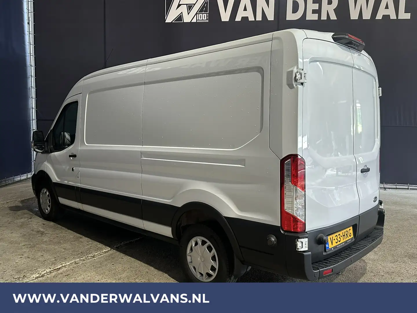 Ford Transit 2.0 TDCI 131pk L3H2 Euro6 Airco | Camera | Navigat Blanc - 2