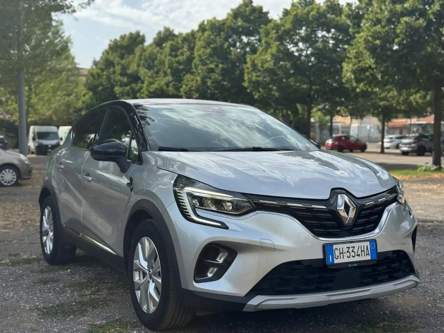 Renault Captur Full Hybrid E-Tech 145 CV Intens “BICOLORE Argento - 2