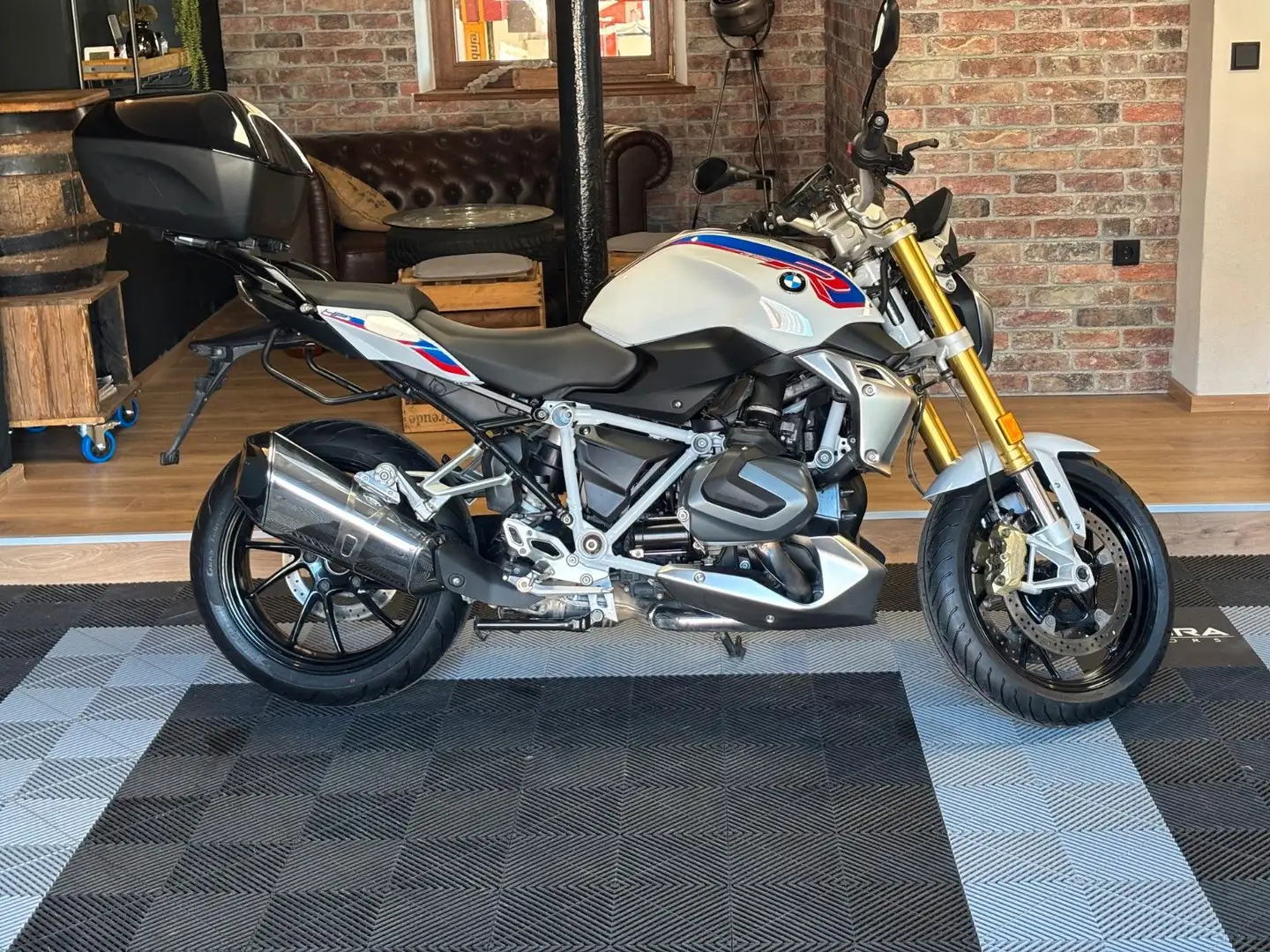 BMW R 1250 R Weiß - 2