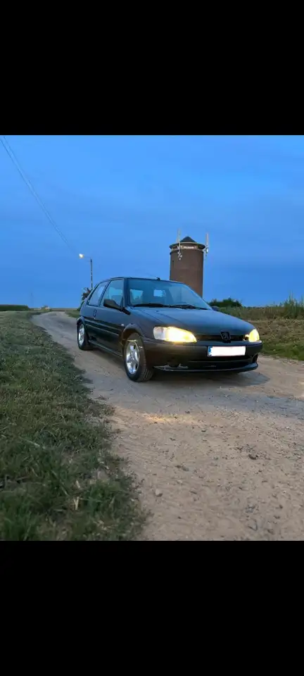 Peugeot 106 1.6i GTI, foto 1
