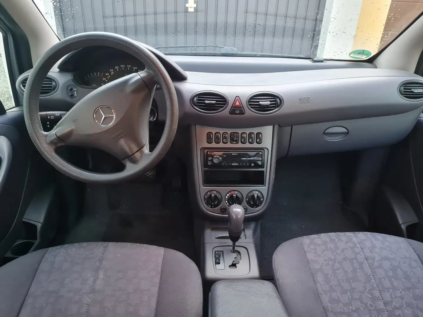 Mercedes-Benz A 160 A 160 L Classic Šedá - 2