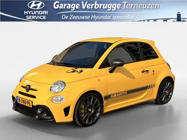 Fiat 500 Abarth 1.4 T-Jet competizione | Sabelt kuipstoelen | Navi