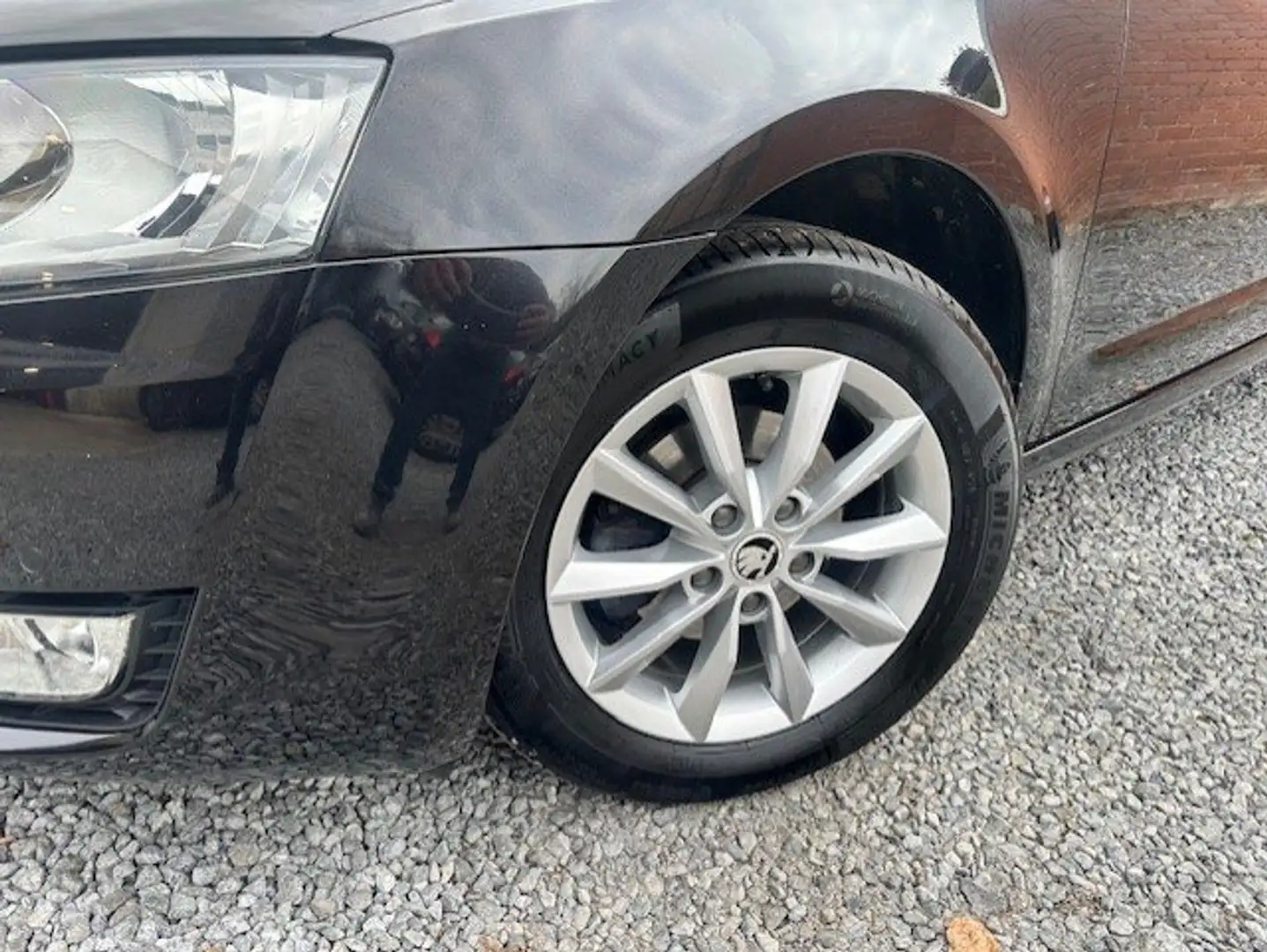 Skoda Octavia Octavia SW 1.6 CR TDi Ambition Noir - 2