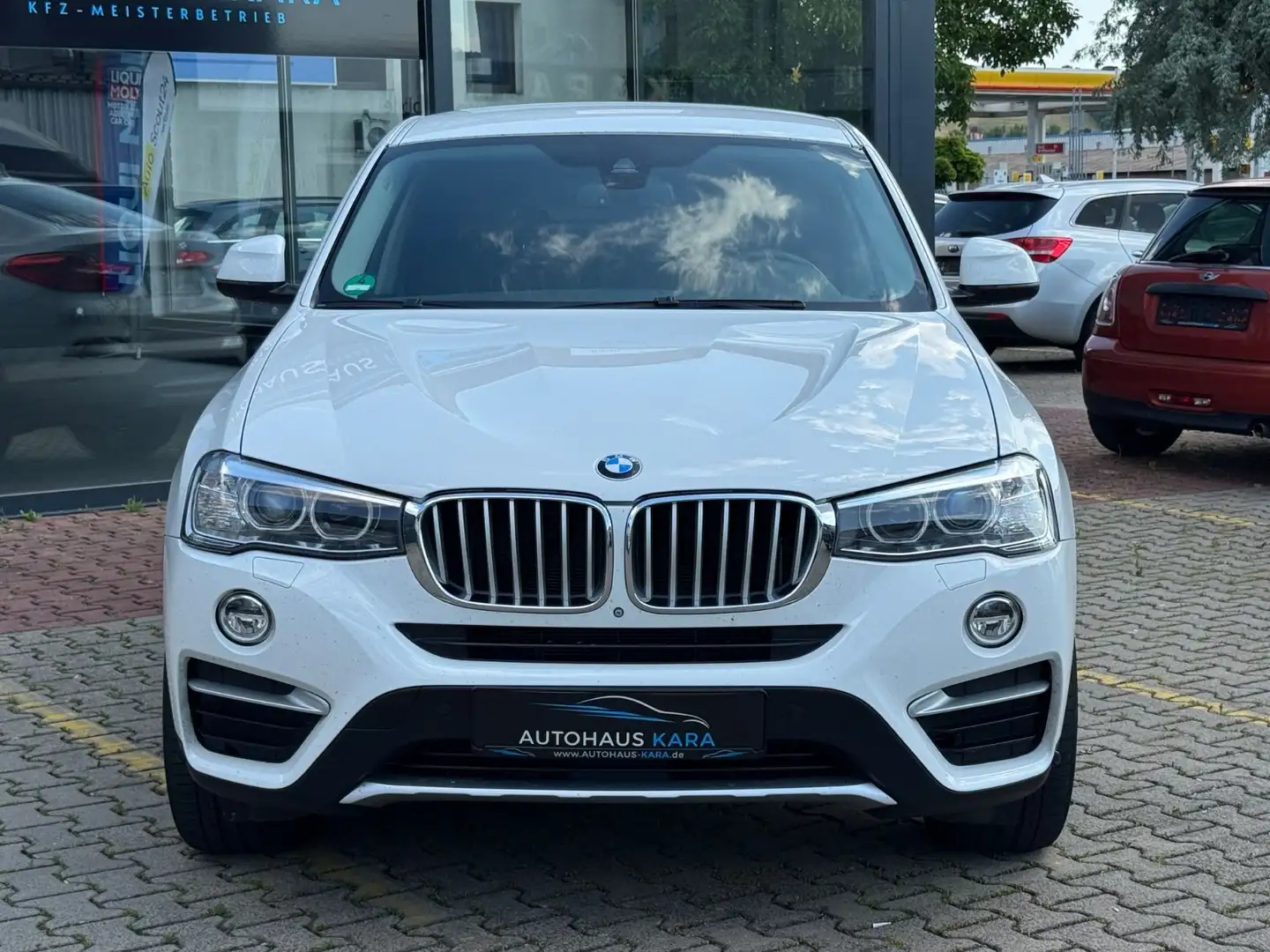 BMW X4 xDrive 20 d xLine Weiß - 2