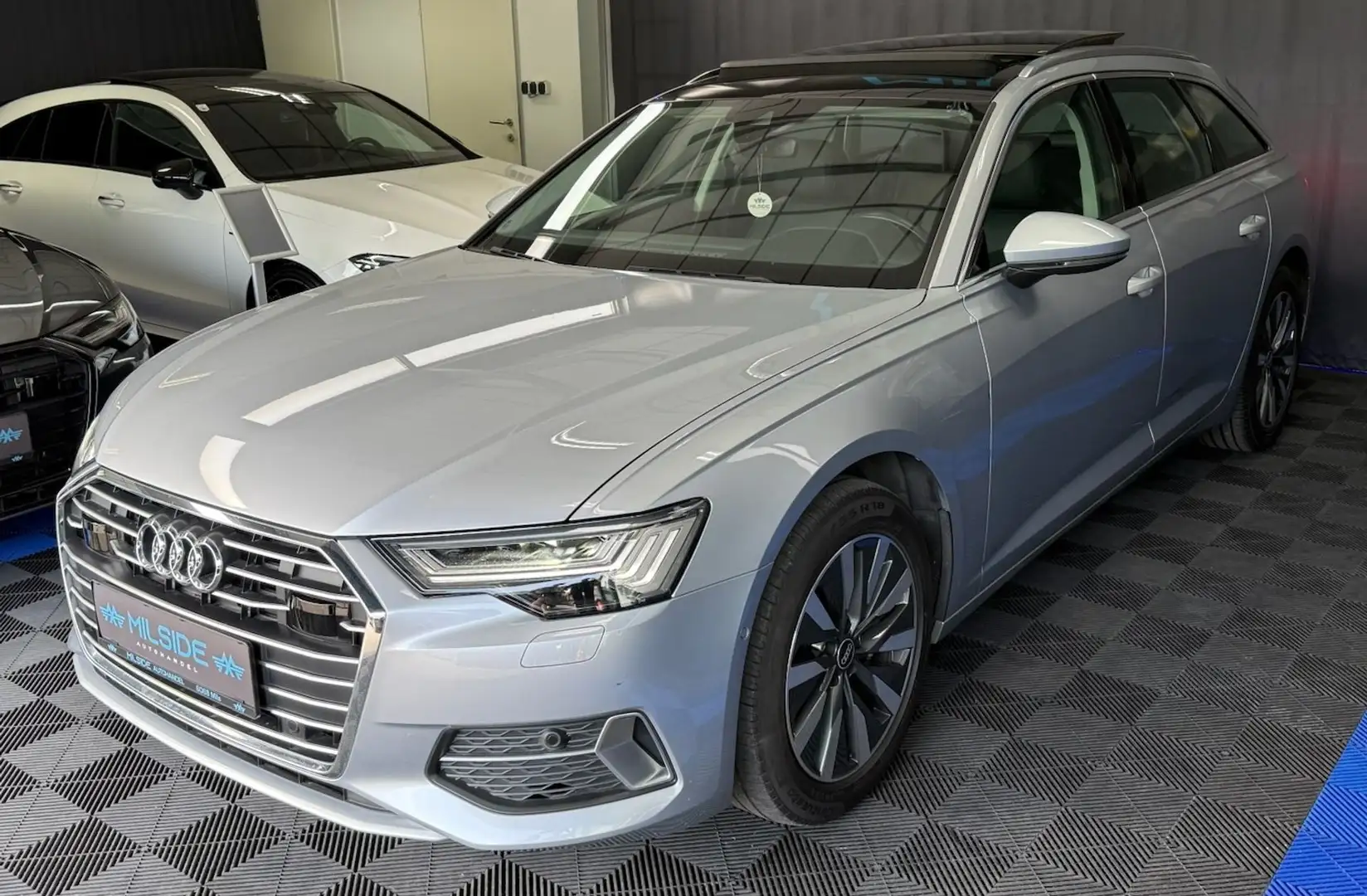 Audi A6 AHK, PANO, AMBIENTE, ACC, MATRIX, RFK, Silber - 2