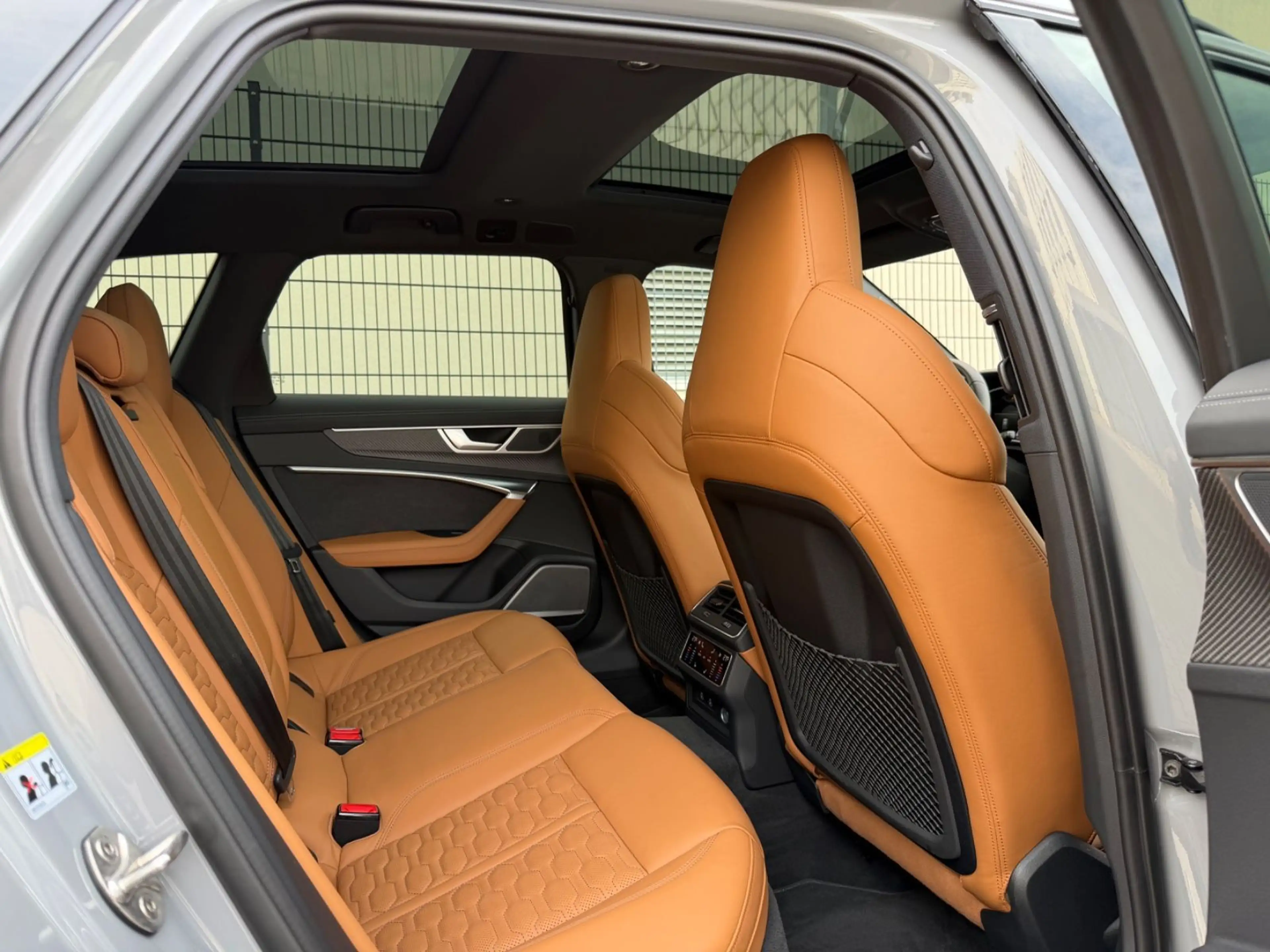 Audi RS6 Avant performance AKRA/LASER/PANO/360°/HUD — photo 12