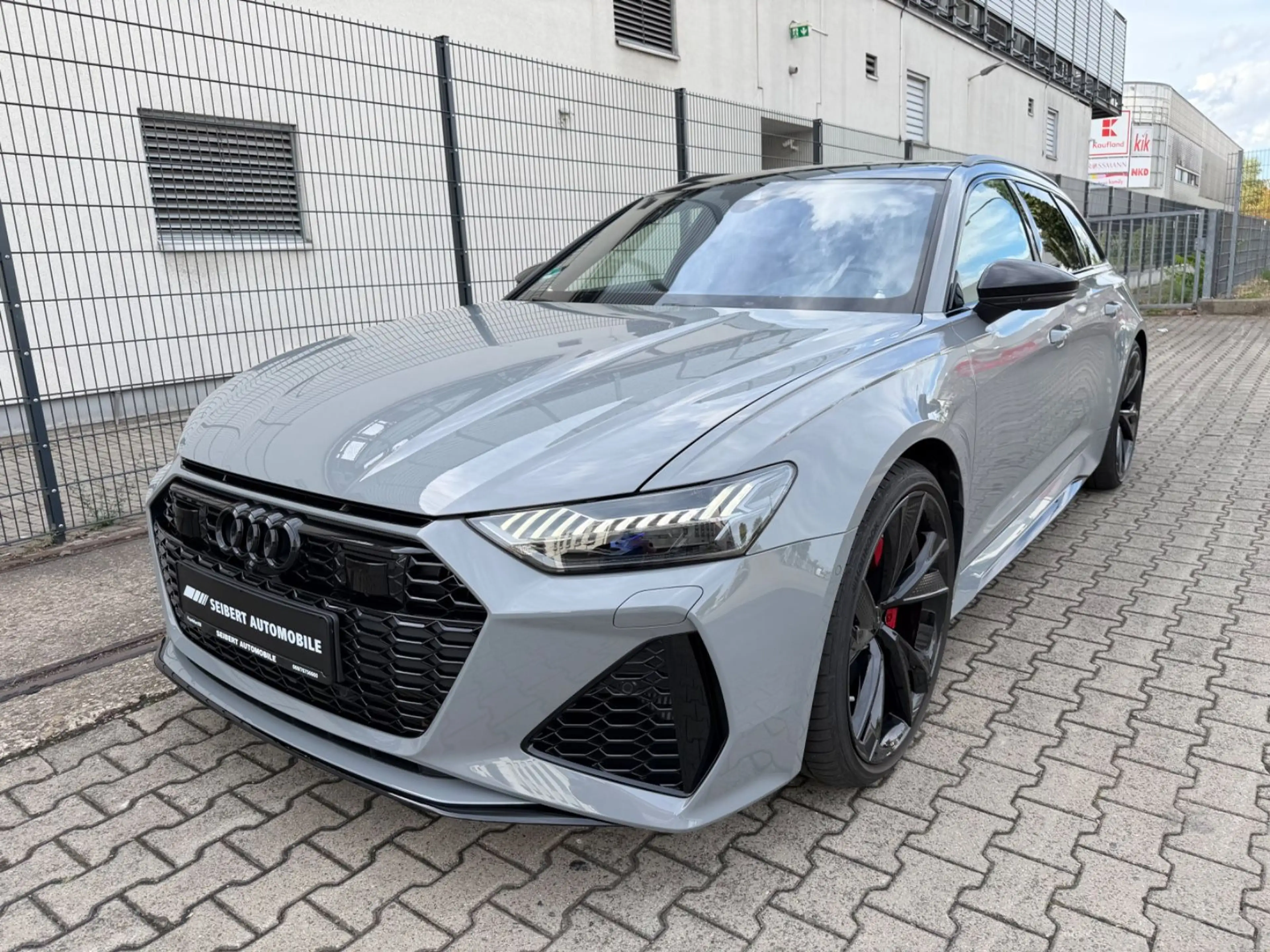Audi RS6 Avant performance AKRA/LASER/PANO/360°/HUD — photo 9