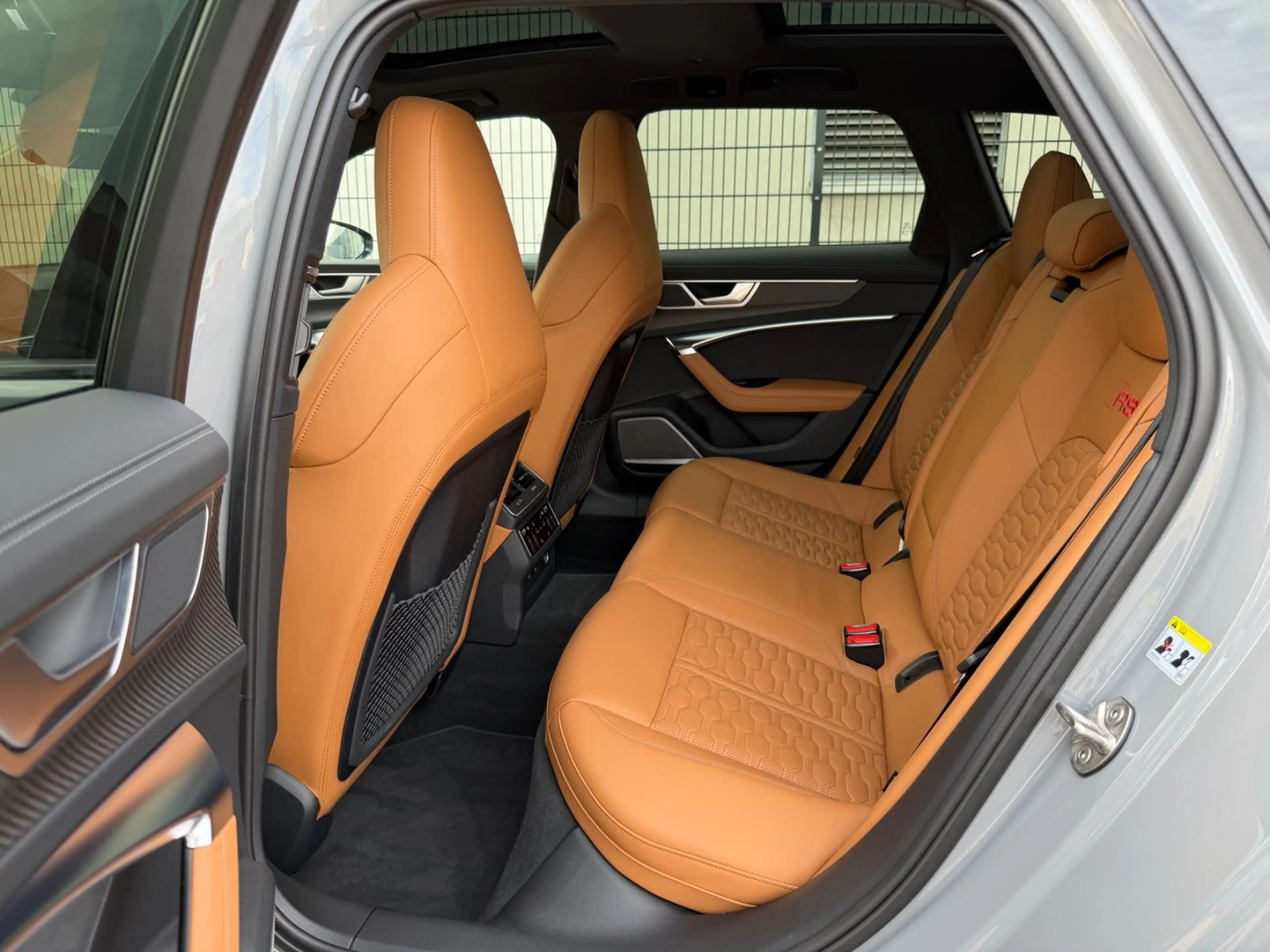 Audi RS6 Avant performance AKRA/LASER/PANO/360°/HUD — photo 13