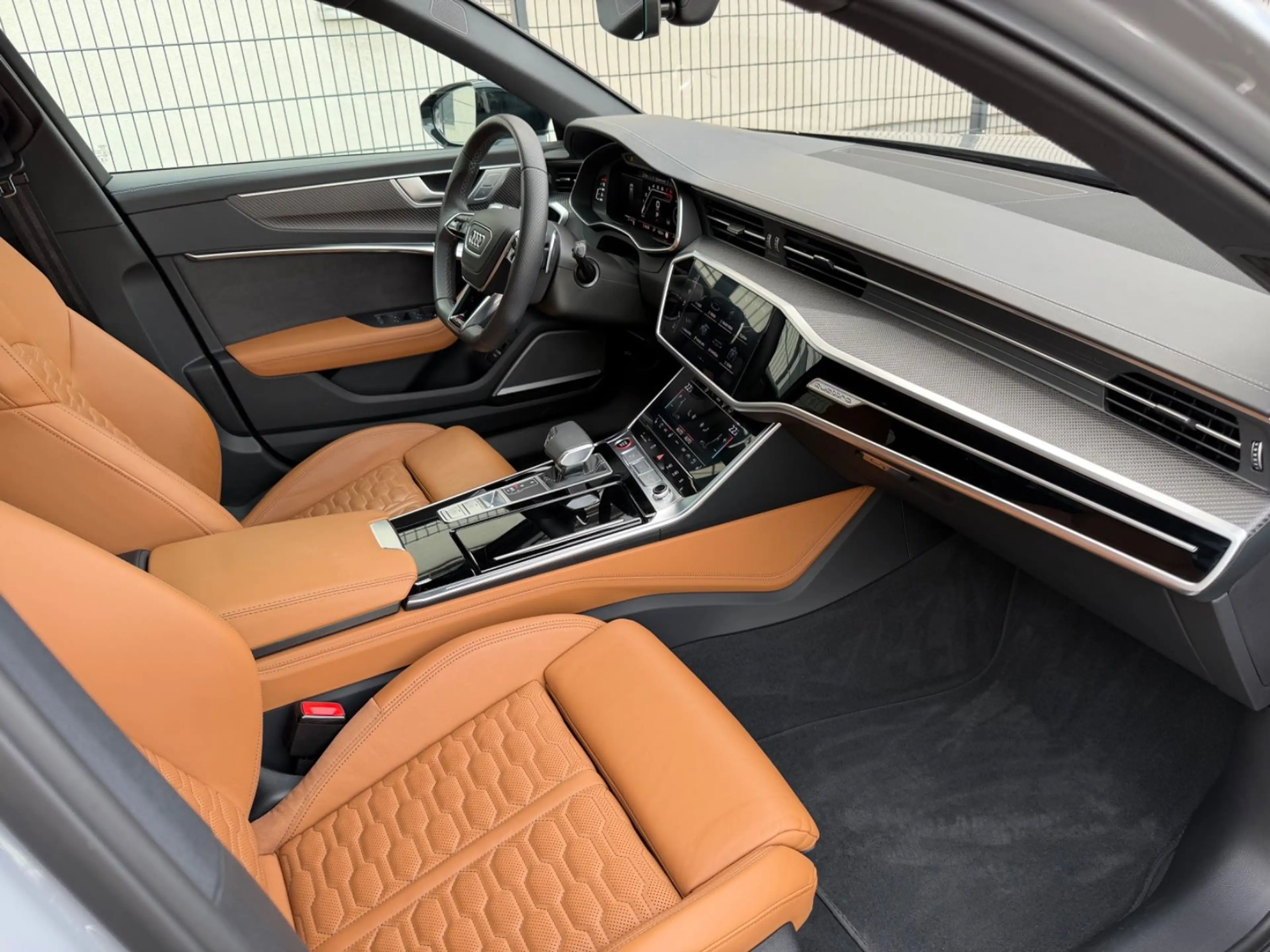 Audi RS6 Avant performance AKRA/LASER/PANO/360°/HUD — photo 11