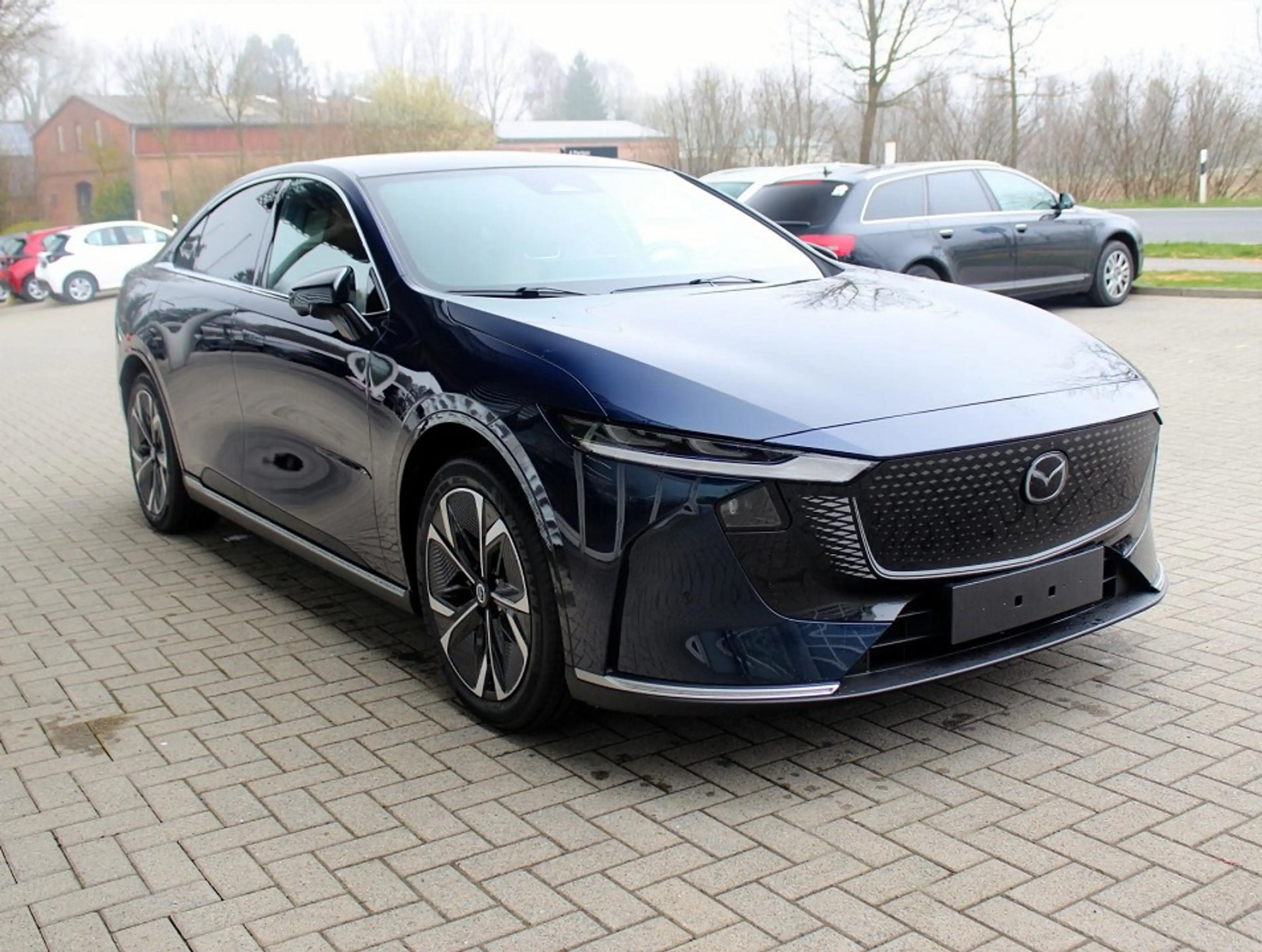 Mazda 6e EV-258 Takumi *Sofort* PANO 360° LED Sony-Sound — photo 6