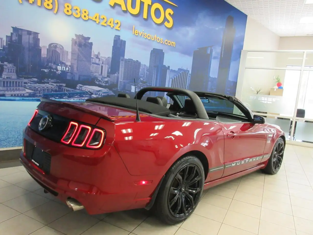 Ford Mustang снимка Ford Mustang
