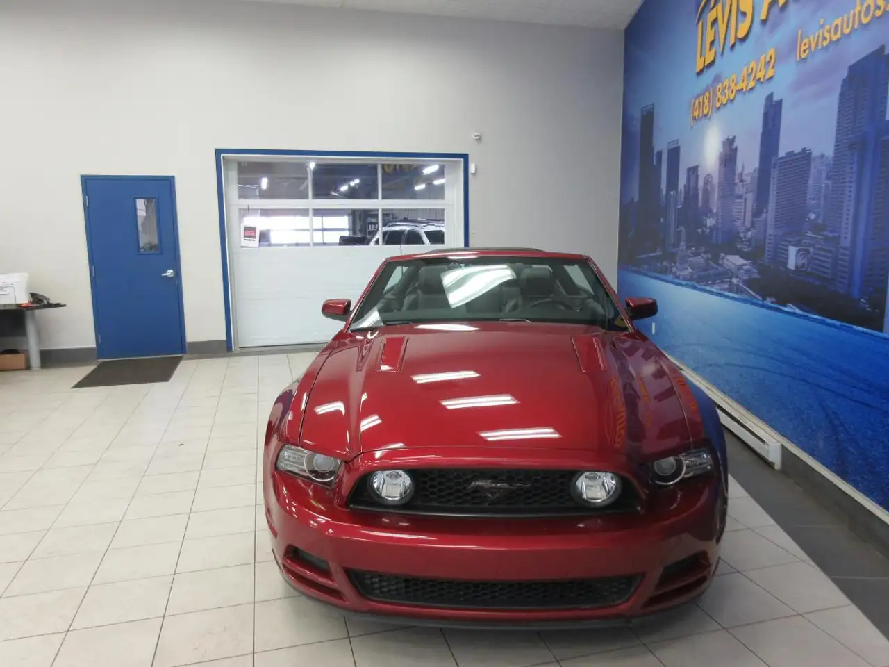 Ford Mustang снимка Ford Mustang