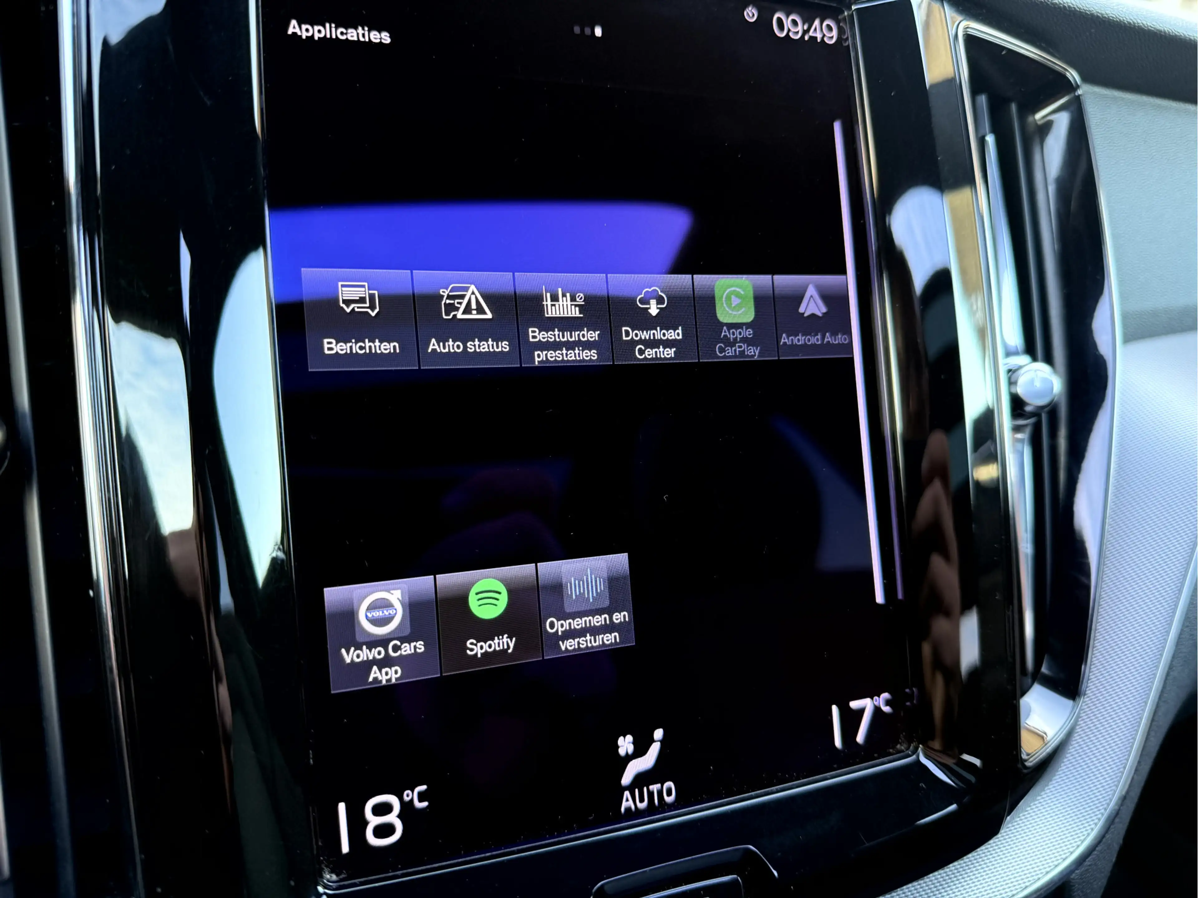 Volvo XC60 2.0 Recharge T6 AWD R-Design Panoramadak, Camera, — photo 10