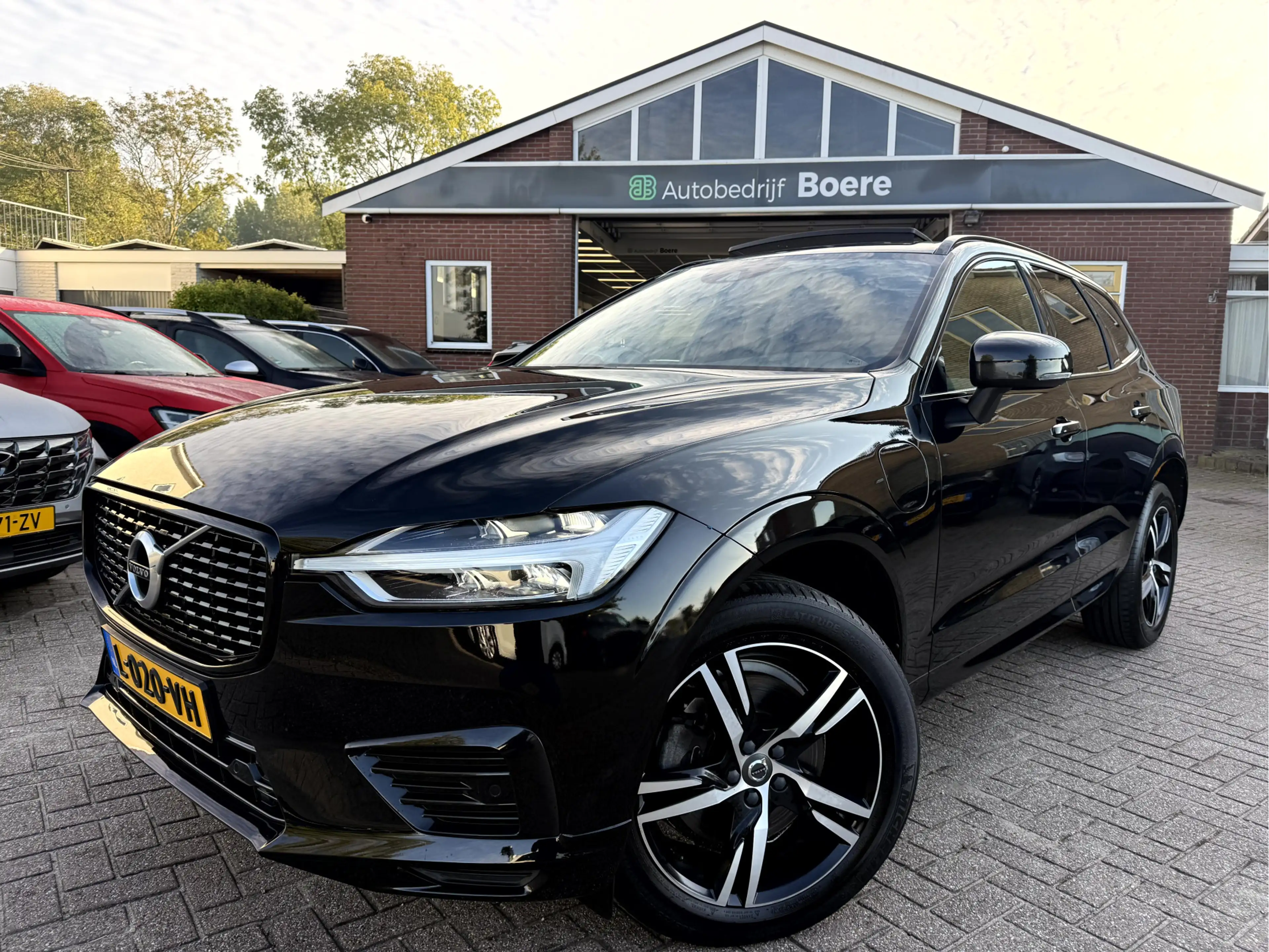 Volvo XC60 2.0 Recharge T6 AWD R-Design Panoramadak, Camera,