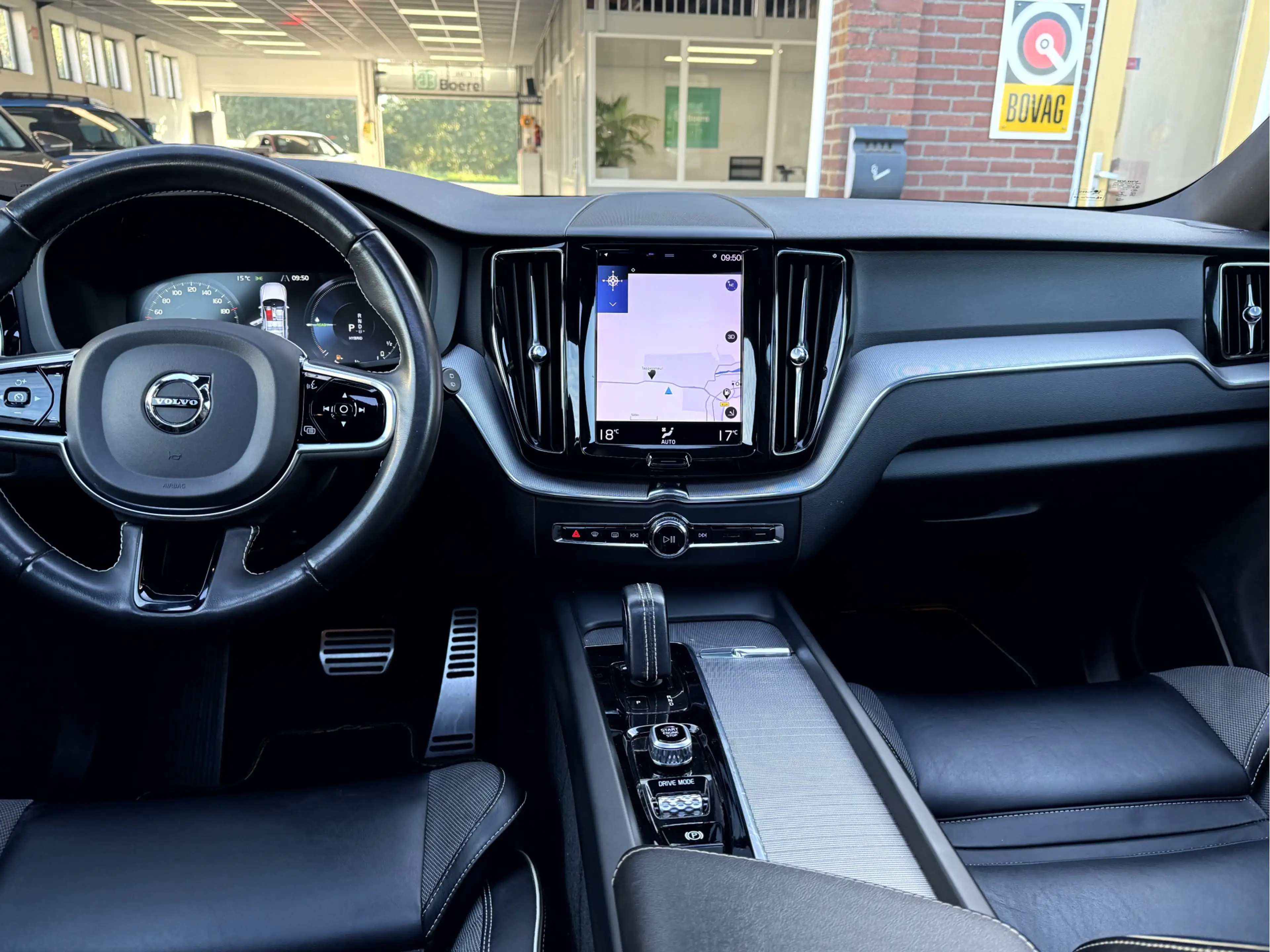 Volvo XC60 2.0 Recharge T6 AWD R-Design Panoramadak, Camera, — photo 6