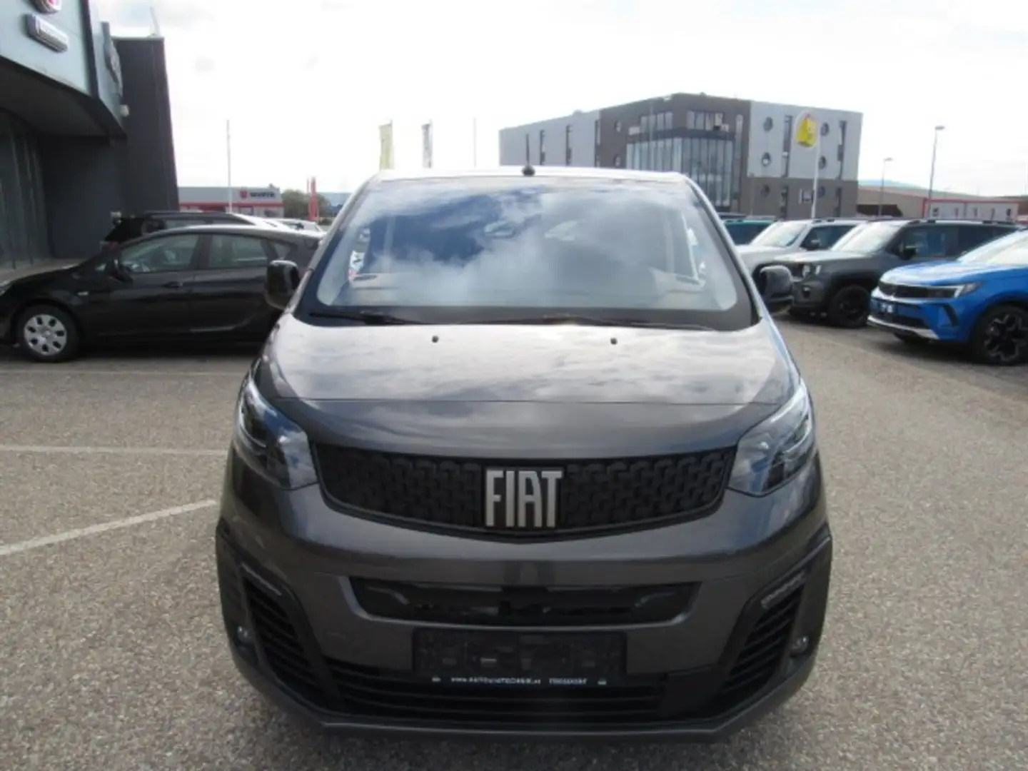 Fiat Ulysse E- Lounge 75kWh Grey - 2