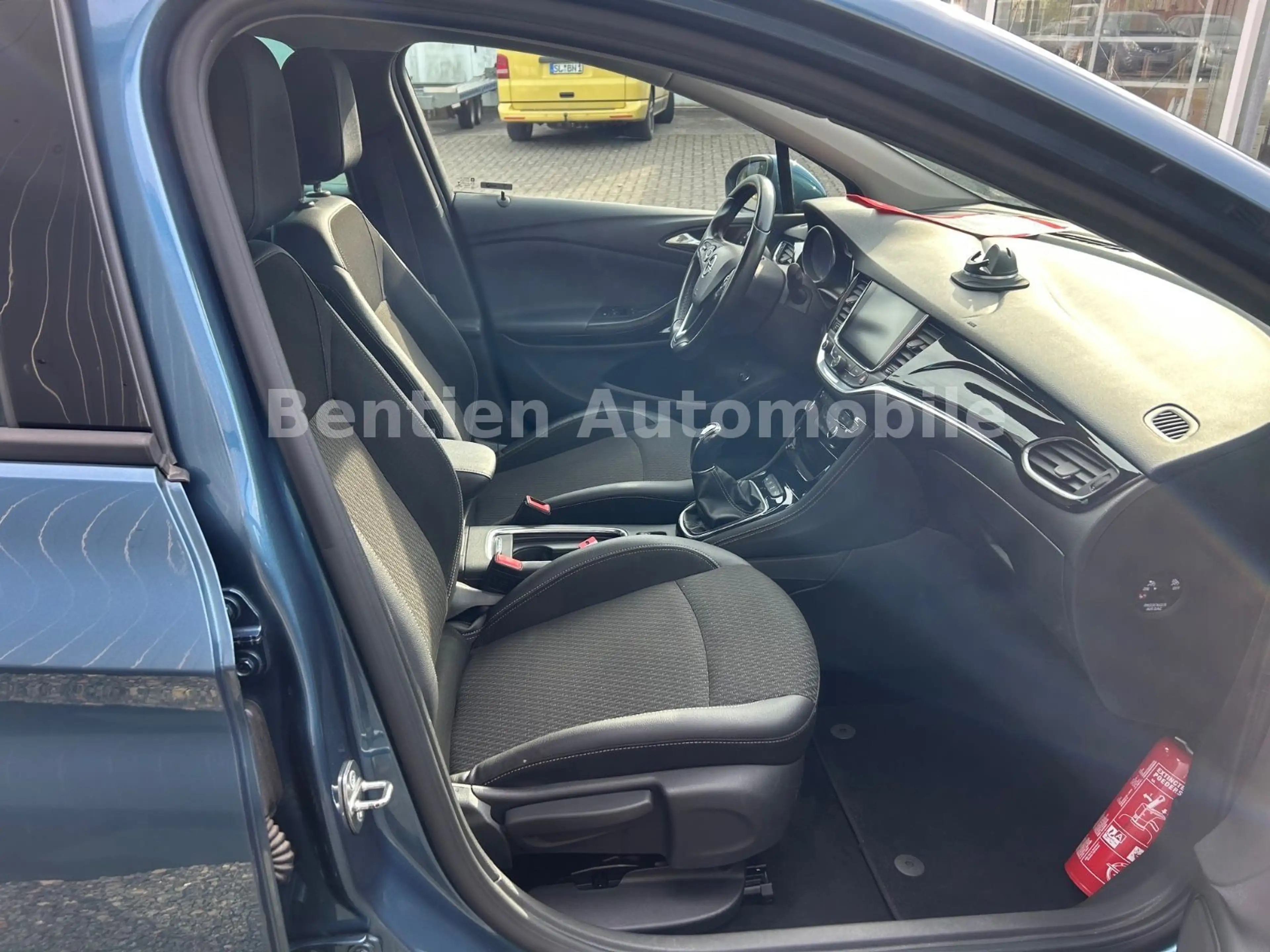 Opel Astra K Sports Tourer Innovation, AHK — photo 10