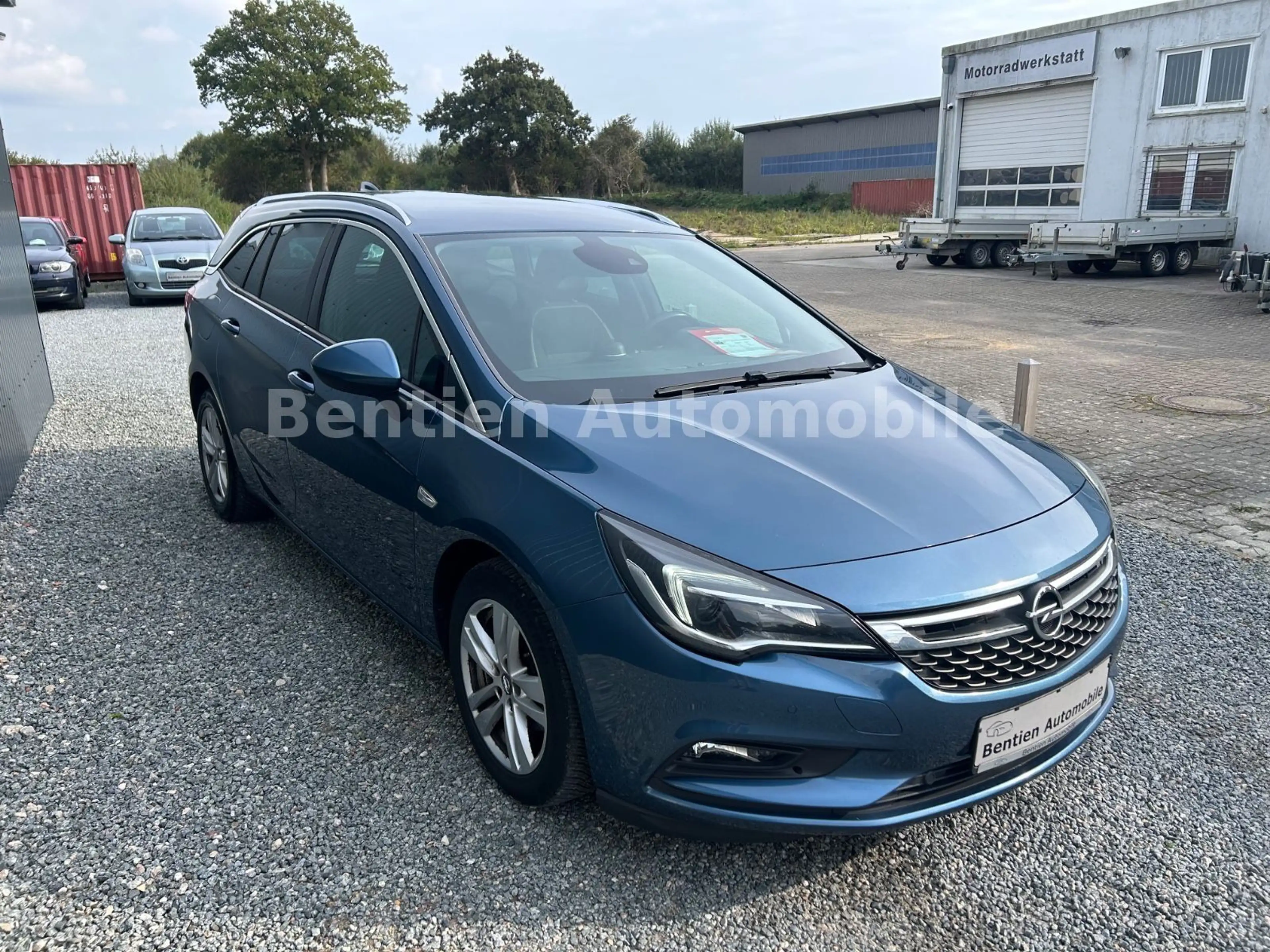 Opel Astra K Sports Tourer Innovation, AHK — photo 4