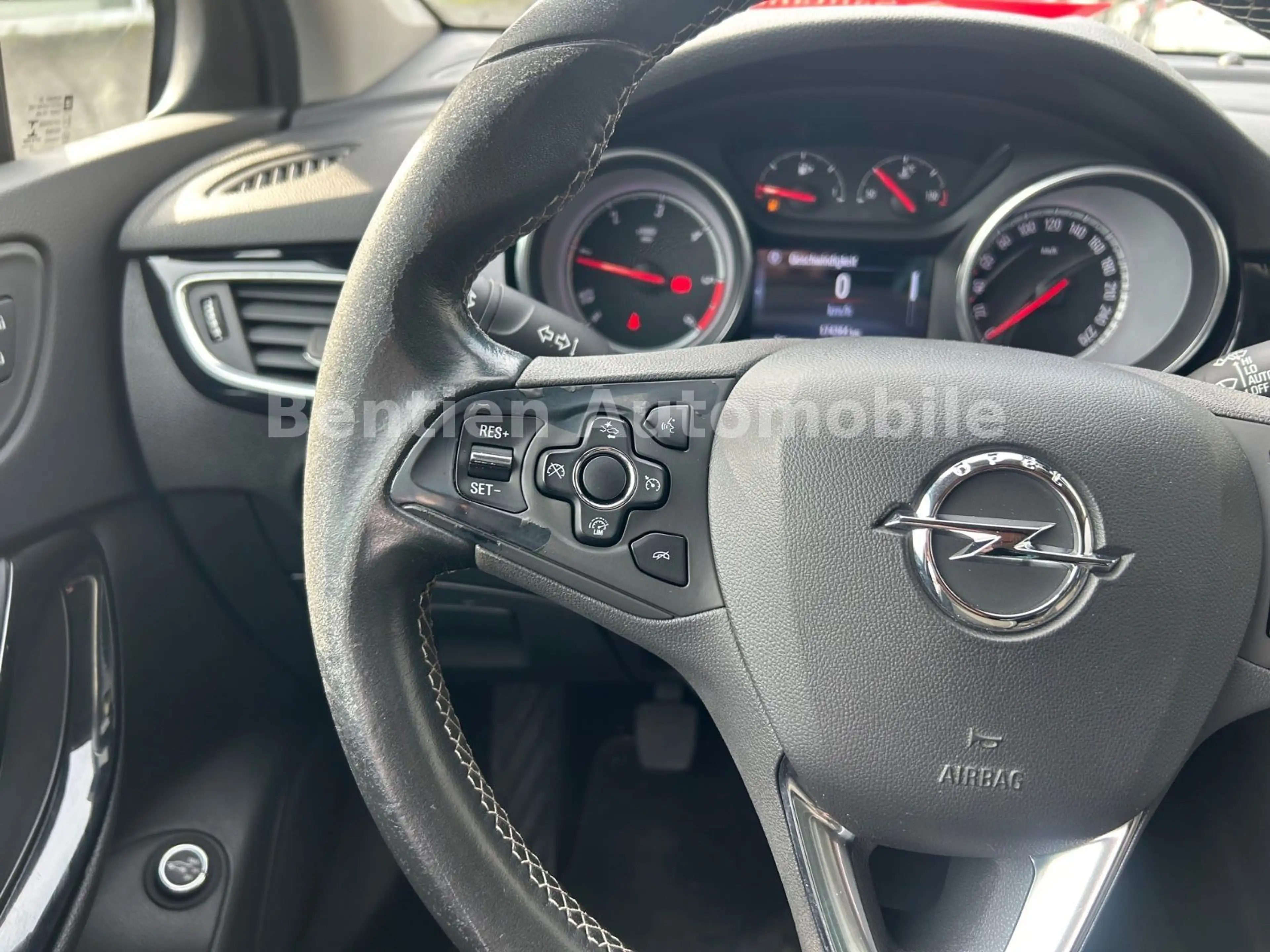 Opel Astra K Sports Tourer Innovation, AHK — photo 14