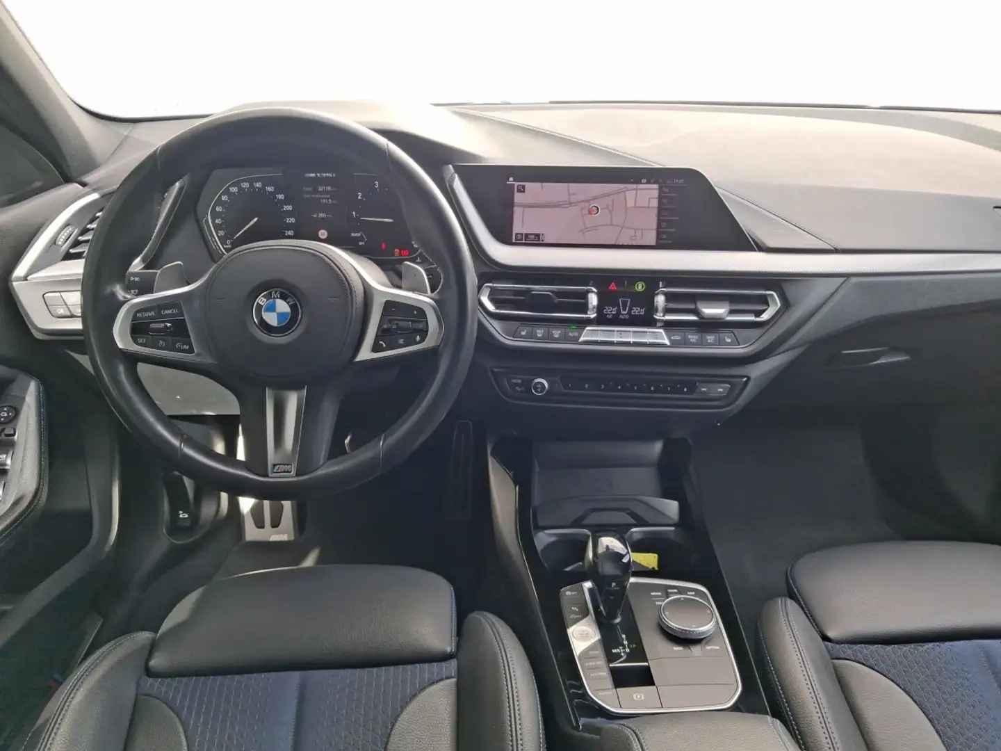 BMW 135 Mi xDr LED Navi HUD ParkAss DrivAss Czarny - 2