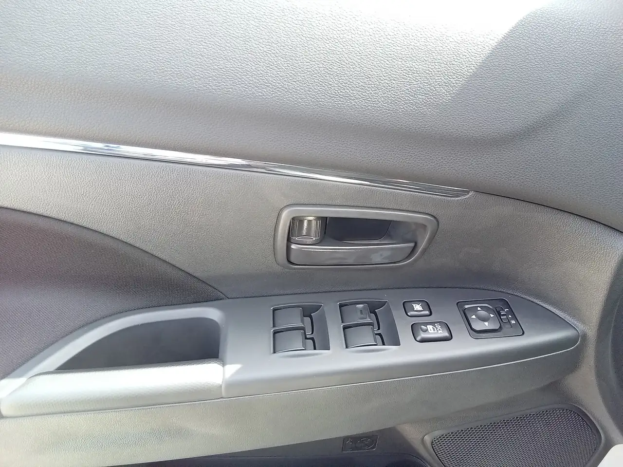 Mitsubishi RVR снимка Mitsubishi RVR