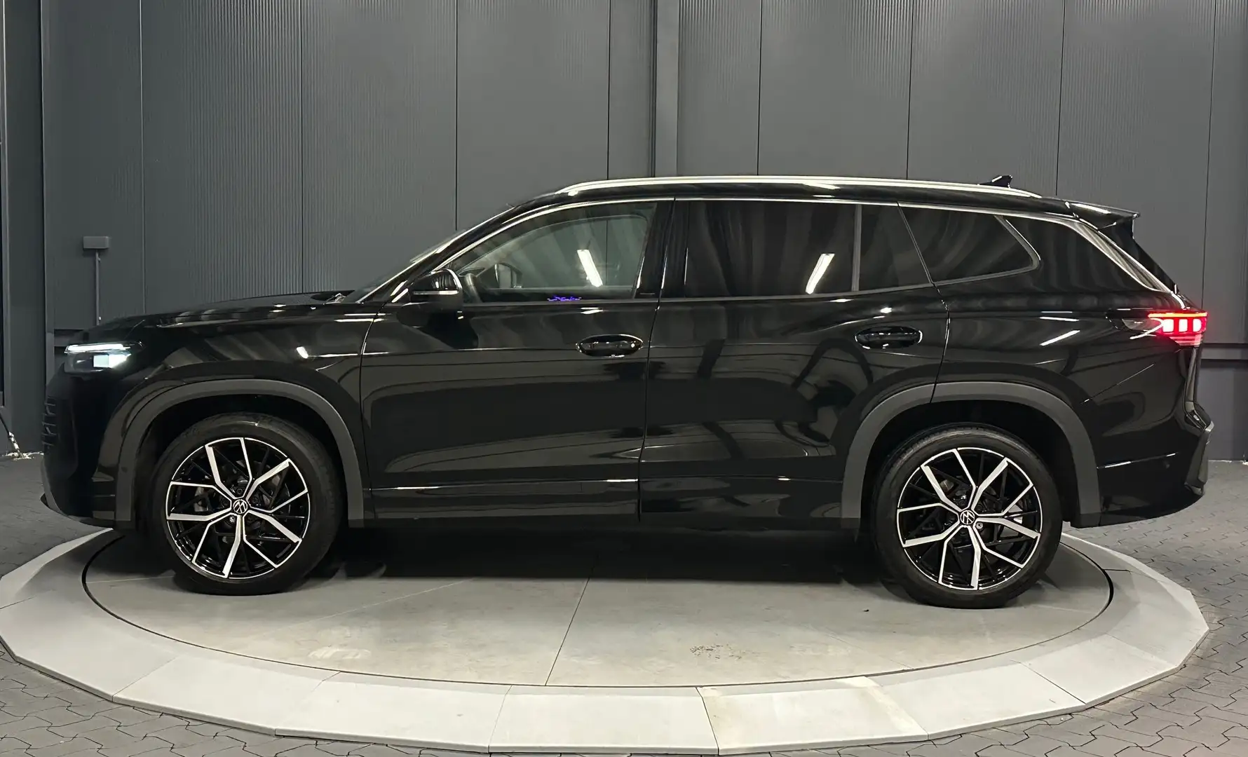 Volkswagen Tayron 142 kW 4Motion Elegance*20Zoll*H&K Hifi*IQ.Drive* Schwarz - 2