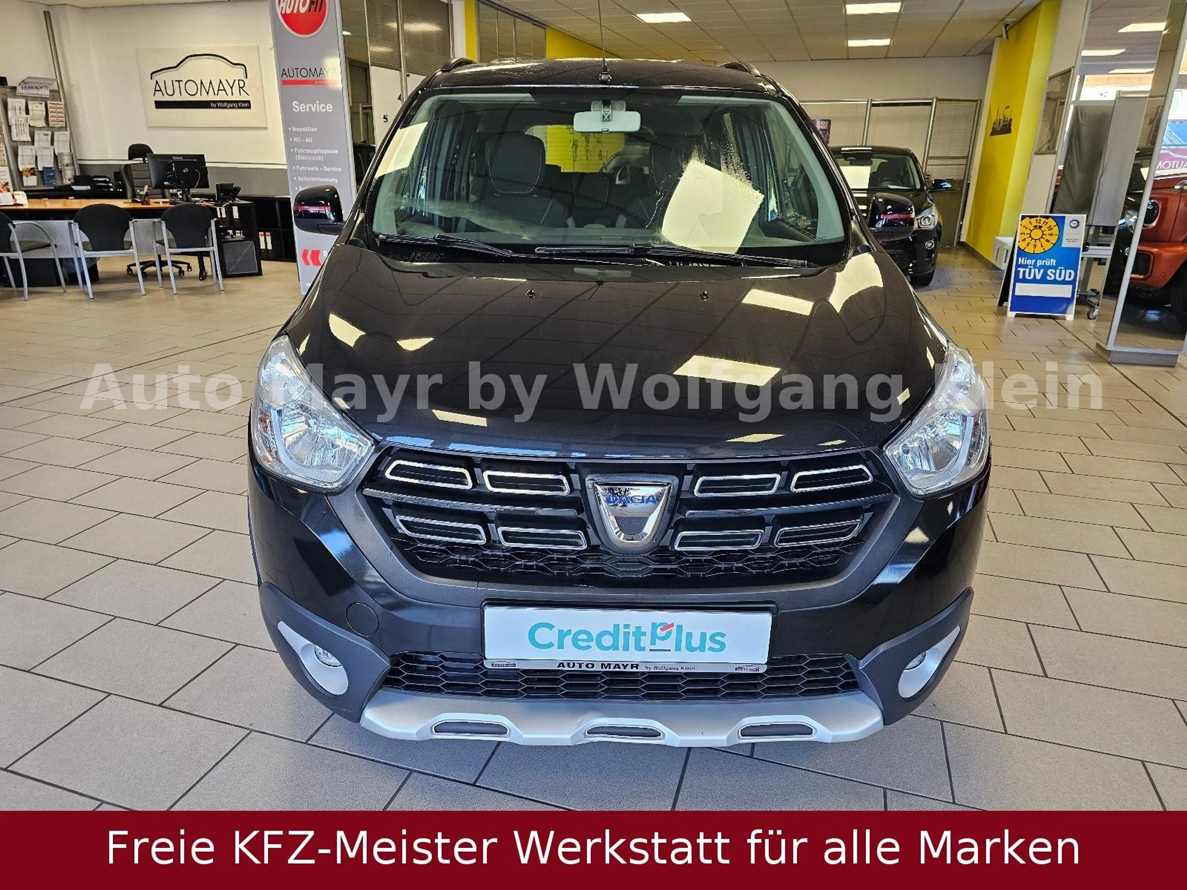 Dacia Lodgy Stepway Plus TCe 130 GPF Navi 7Sitzer — photo 3