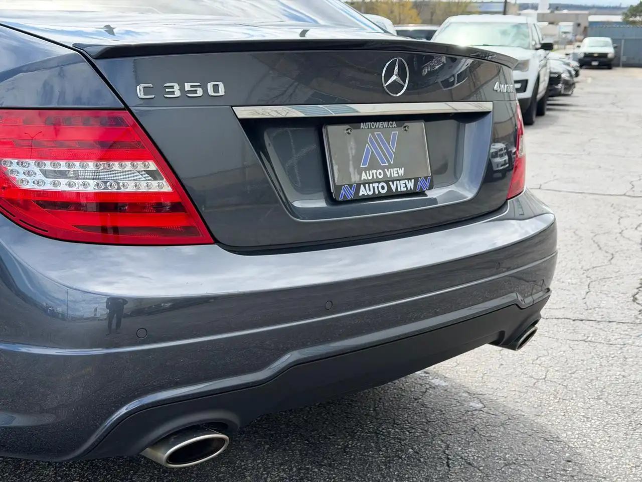Mercedes-Benz C-Class снимка Mercedes-Benz C-Class