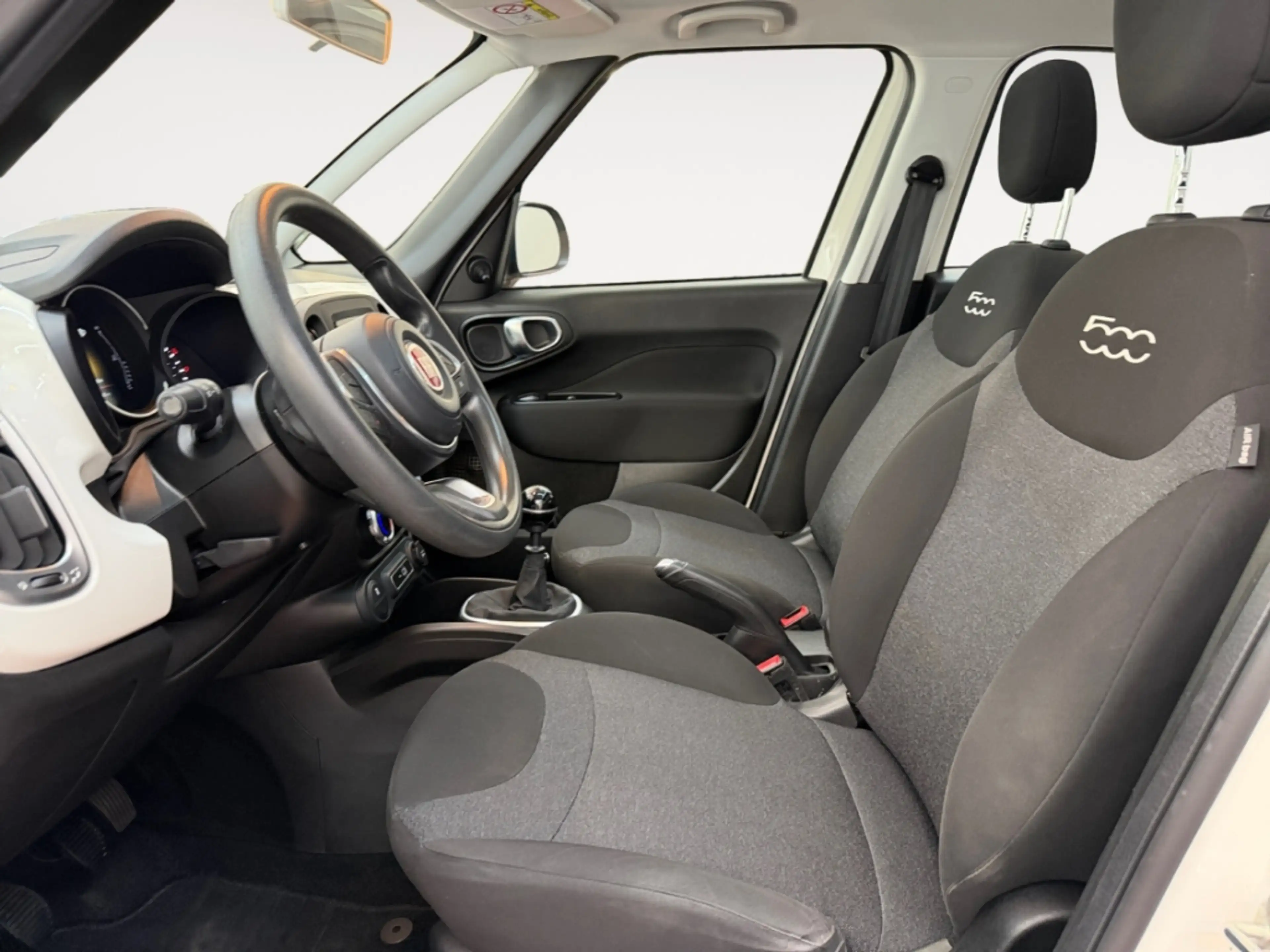 Fiat 500L Pop Star AUTOMATIK ALLWETTER PANODACH TEMPOMAT ALU — photo 9