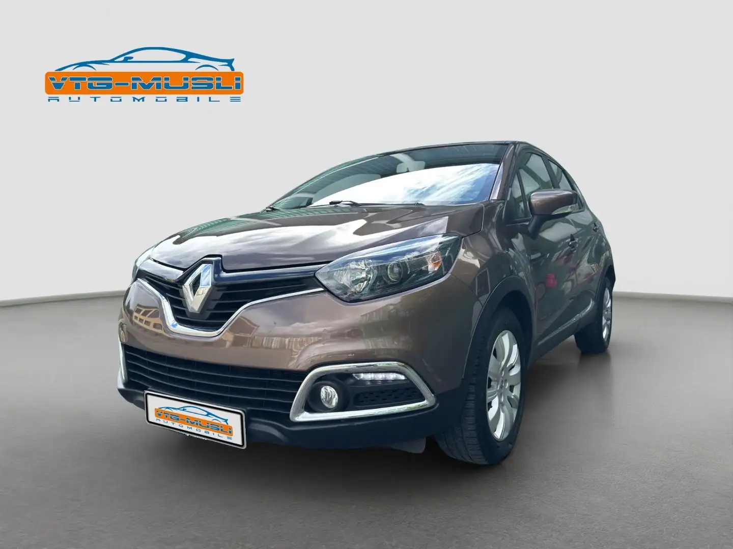 Renault Captur * 1. Hand * Automatik * Scheckheft * AHK Braun - 1