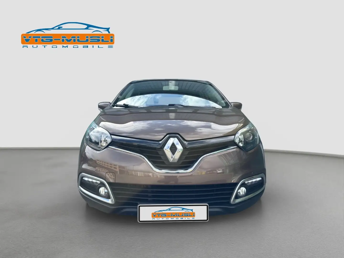 Renault Captur * 1. Hand * Automatik * Scheckheft * AHK Braun - 2