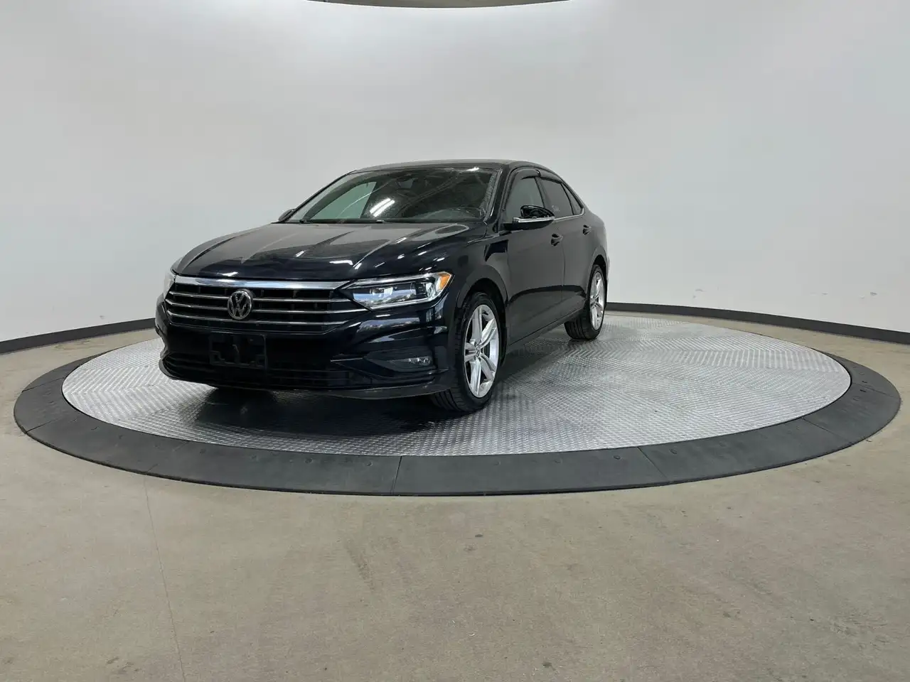 Volkswagen Jetta снимка Volkswagen Jetta